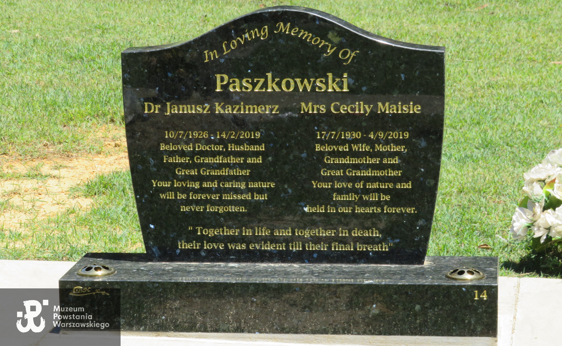 Point Clare Cemetery Memorials