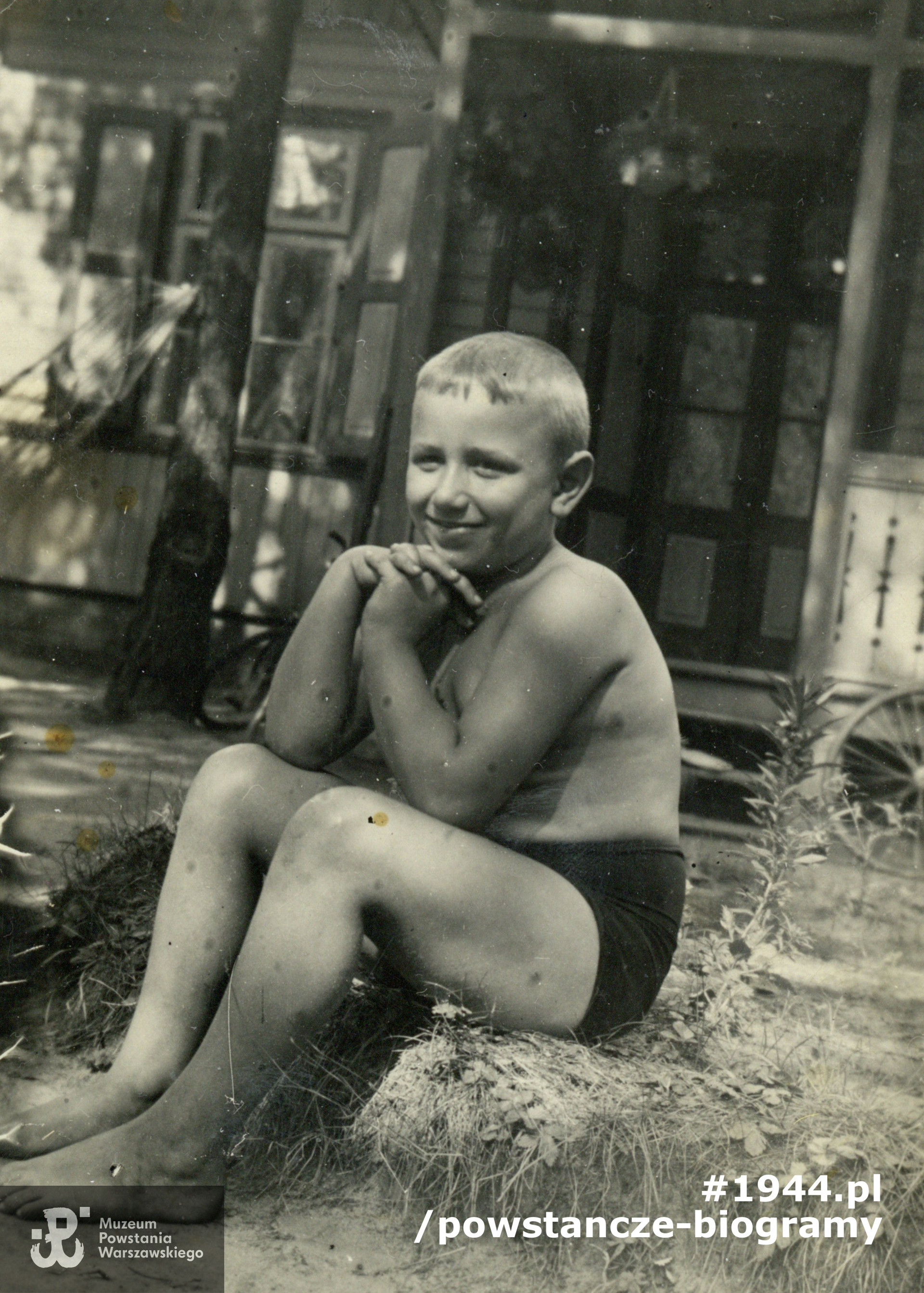 Tadeusz Kwapisz podczas wakacji w Józefowie, lata 30-te XX w. Fot. z archiwum rodzinnego