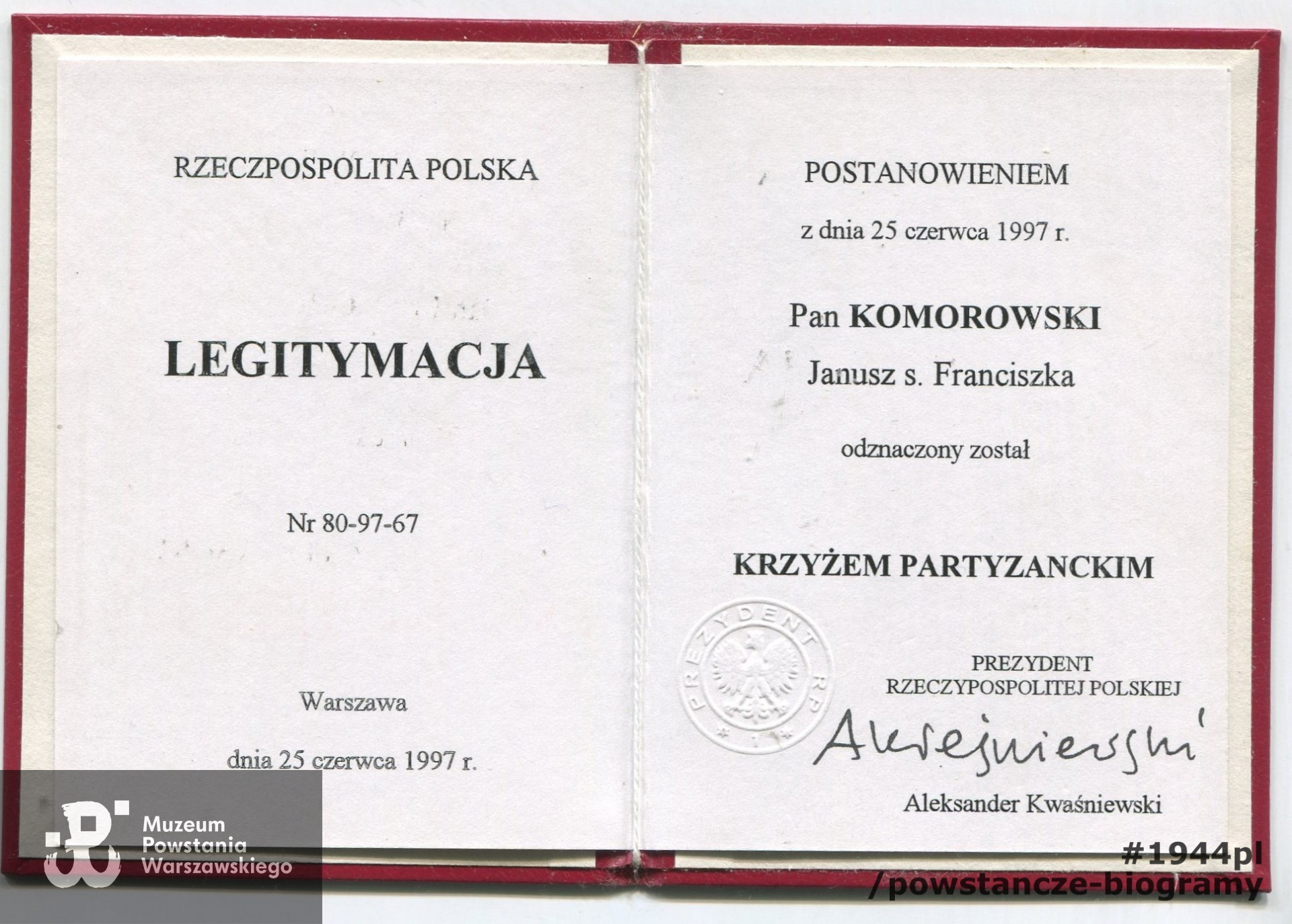 Legitymacja odznaczeniowa ze zbiorów p. Janusza Komorowskiego ps. „Antek”. Skan - materiały do Słownika Uczestników PW/Pokój Kombatanta MPW