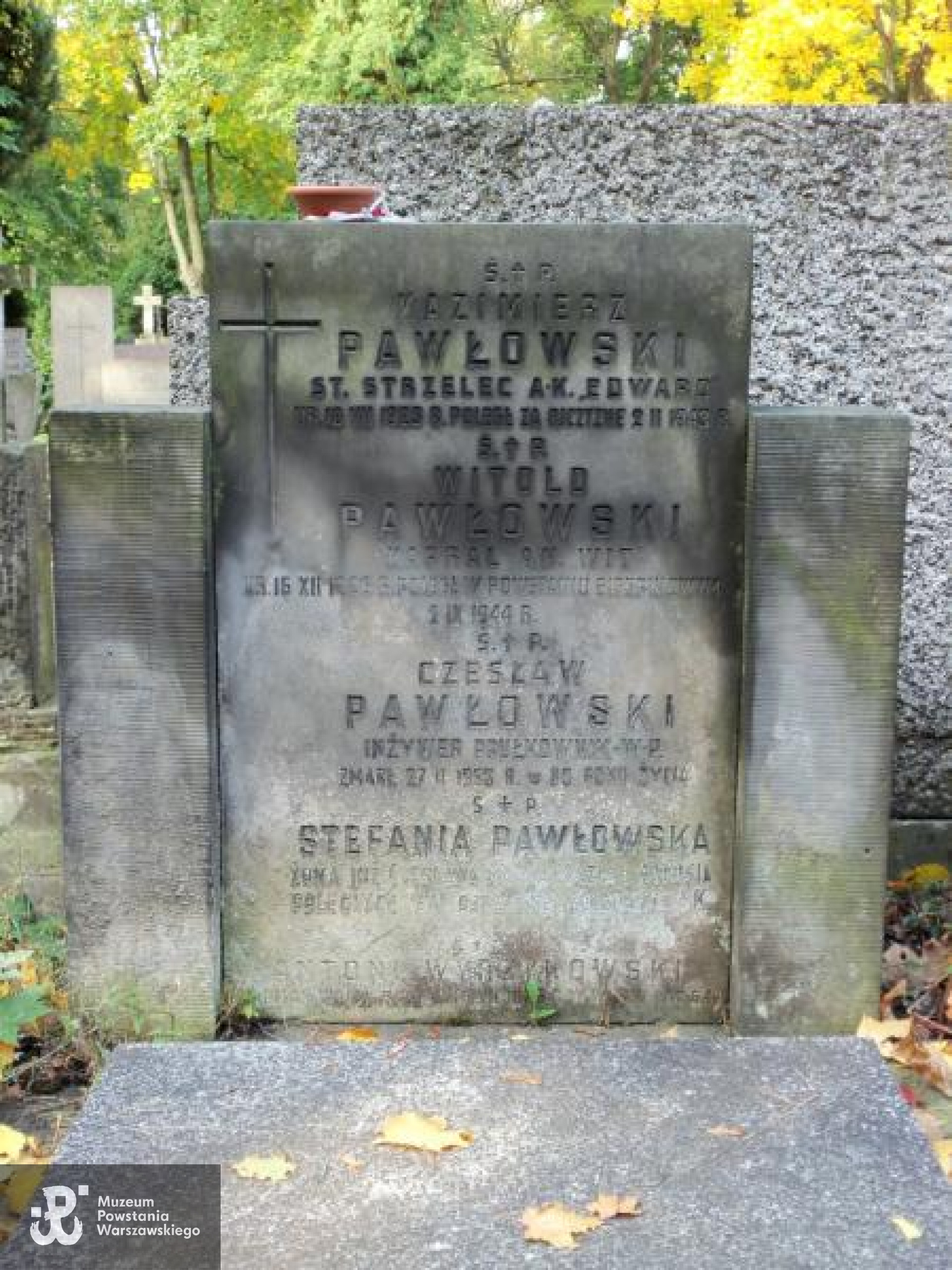 Fot. <i>cmentarze.um.warszawa.pl</i>