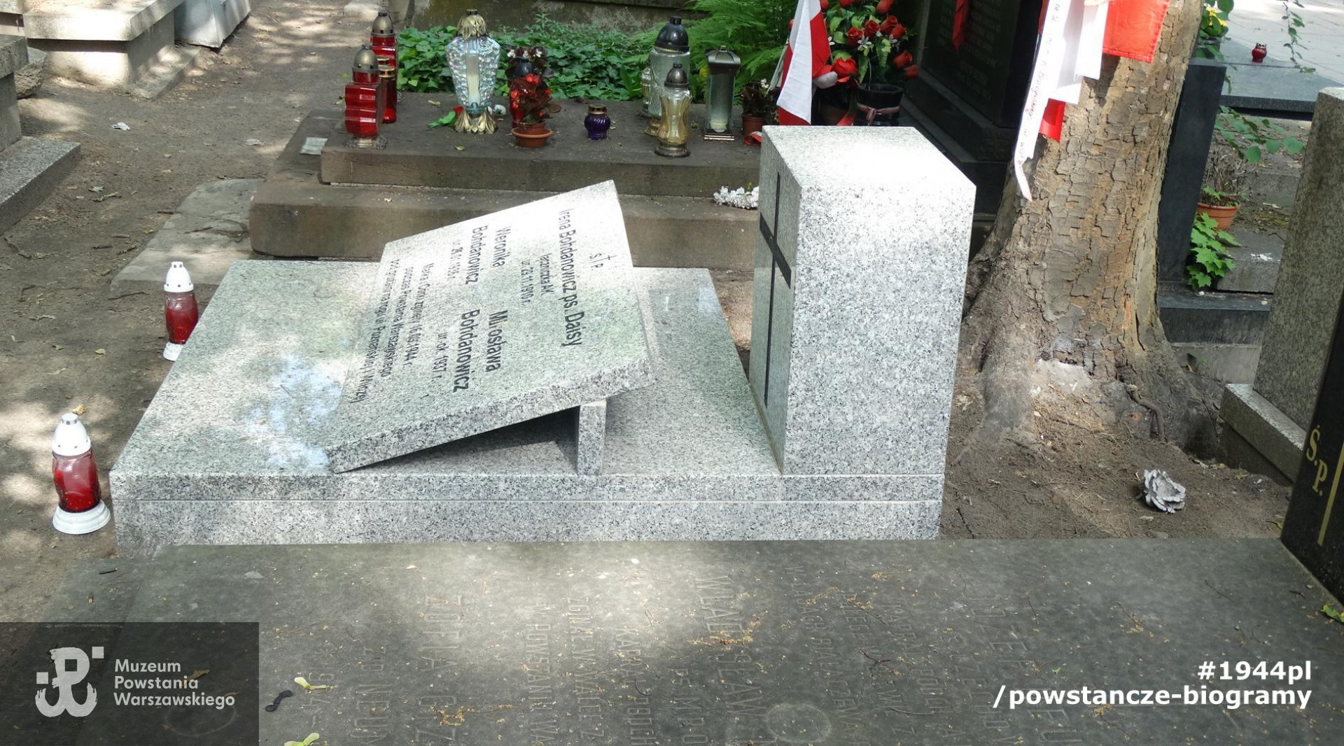 Cmentarz Wojskowy na Powązkach, kwatera A22-2-24, mogiła Ireny Bohdanowicz "Daisy" i jej córek po renowacji - nowy pomnik, postawiony na przełomie  maja i czerwca  2019 r.  Jest on efektem współpracy wolontariuszy, Działów: Historycznego i Archiwum Muzeum Powstania Warszawskiego, specjalistów ds. Opieki nad Cmentarzami Wojennymi oraz Miejscami Pamięci Narodowej pod kierunkiem dr. Piotra Oleńczaka, a także szeregu ludzi "dobrej woli" w tym autora projektu, p. Krzysztofa Pęskiego. Inwestycja (materiał i prace kamieniarskie) zostały sfinansowane przez Urząd Wojewody Mazowieckiego Pana Zdzisława Sipiery. Fot. udostępnił p. Remigiusz Stefani