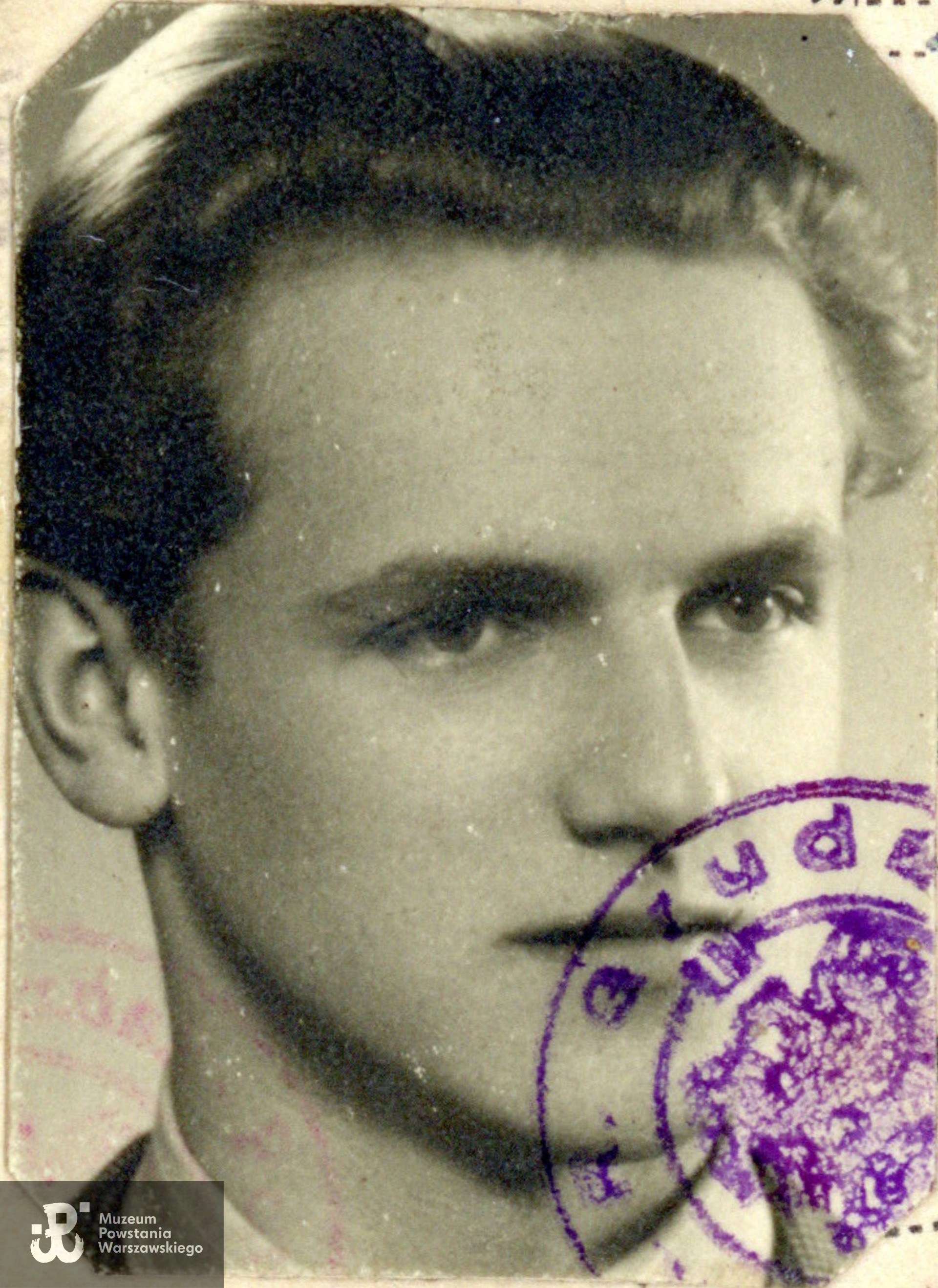 Fot. ze zbiorów rodzinnych, do wykonania skanów udostępnili p. Katarzyna i p. Adam Dziewońscy, skan wykonano w Muzeum Powstania Warszawskiego, 04/2025