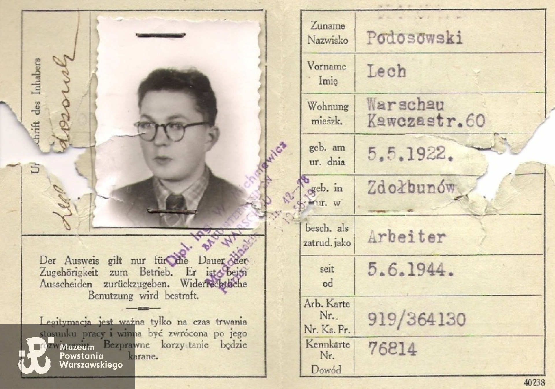 Dokumenty Włodzimierza Wagińskiego na "lewe" nazwisko <i>   Lech Podosowski.</i> Fot. archiwum rodzinne Marka Cieciury