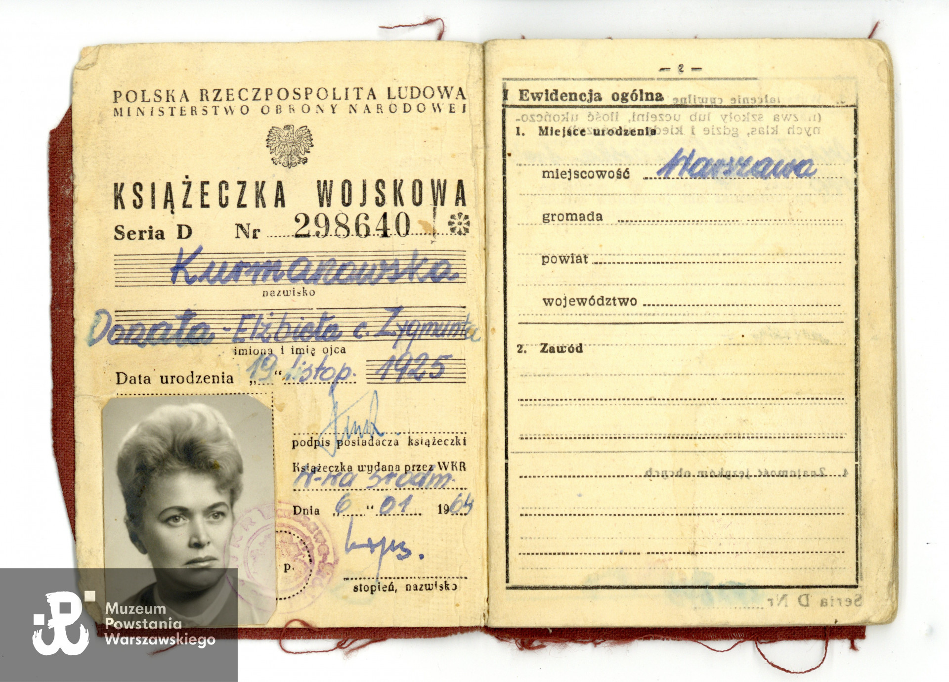 Książeczka wojskowa wystawiona na nazwisko Donata Elżbieta Kurmanowska [z d. Ofmańska] ozn. jako "przy P/9735"