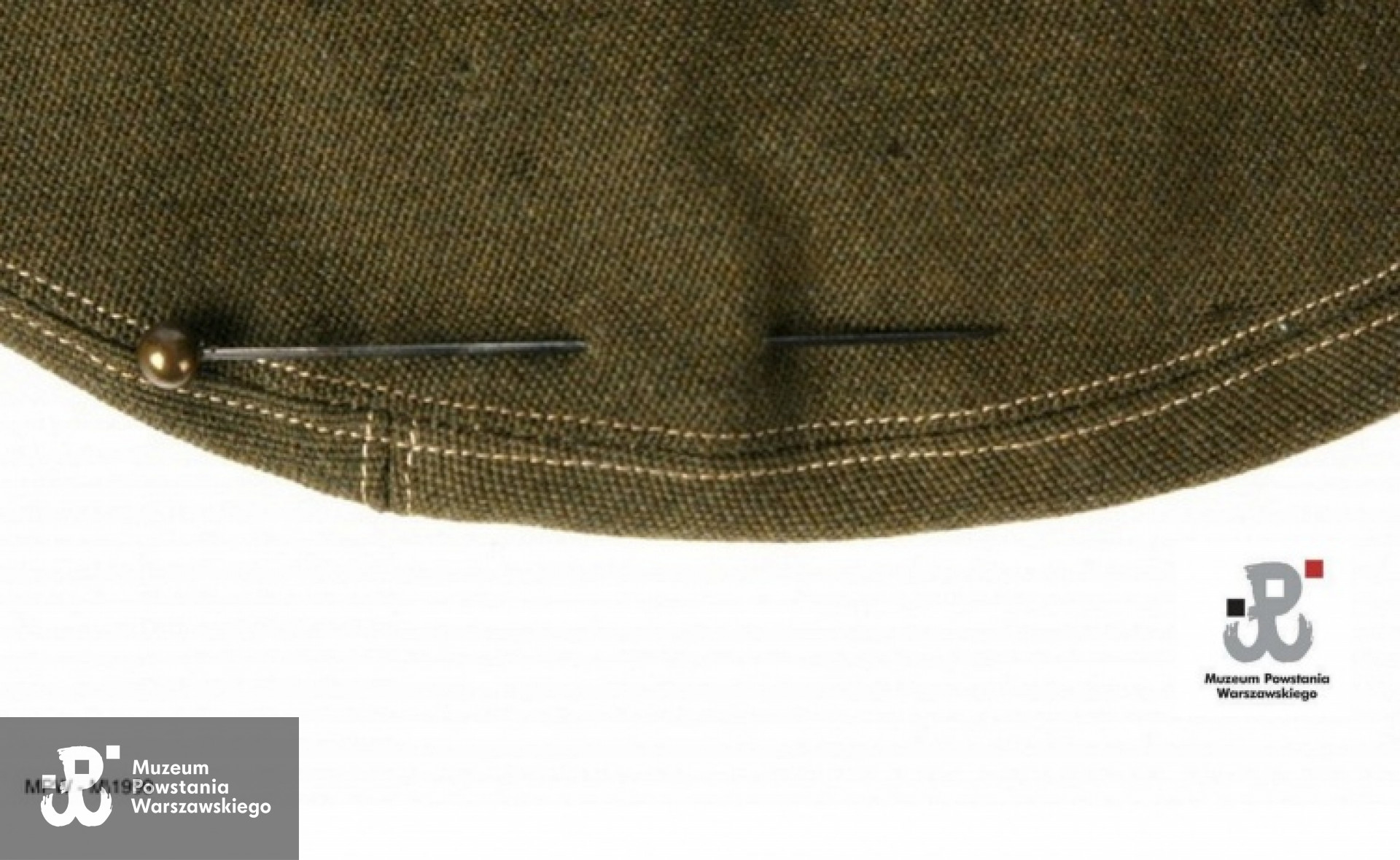 Angielski beret wojskowy należący do mjr. Bolesława Kontryma ps. "Żmudzin". Ze zbiorów Muzeum Powstania Warszawskiego.