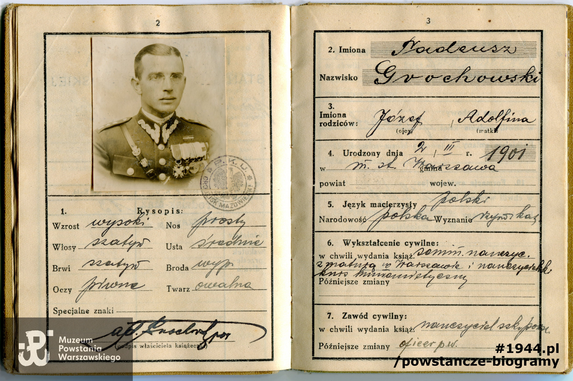 Należąca do mjr Tadeusza Andrzeja Grochowskiego książeczka wojskowa. Dokument ze zbiorów Muzeum Powstania Warszawskiego, sygn.  P/7130/10