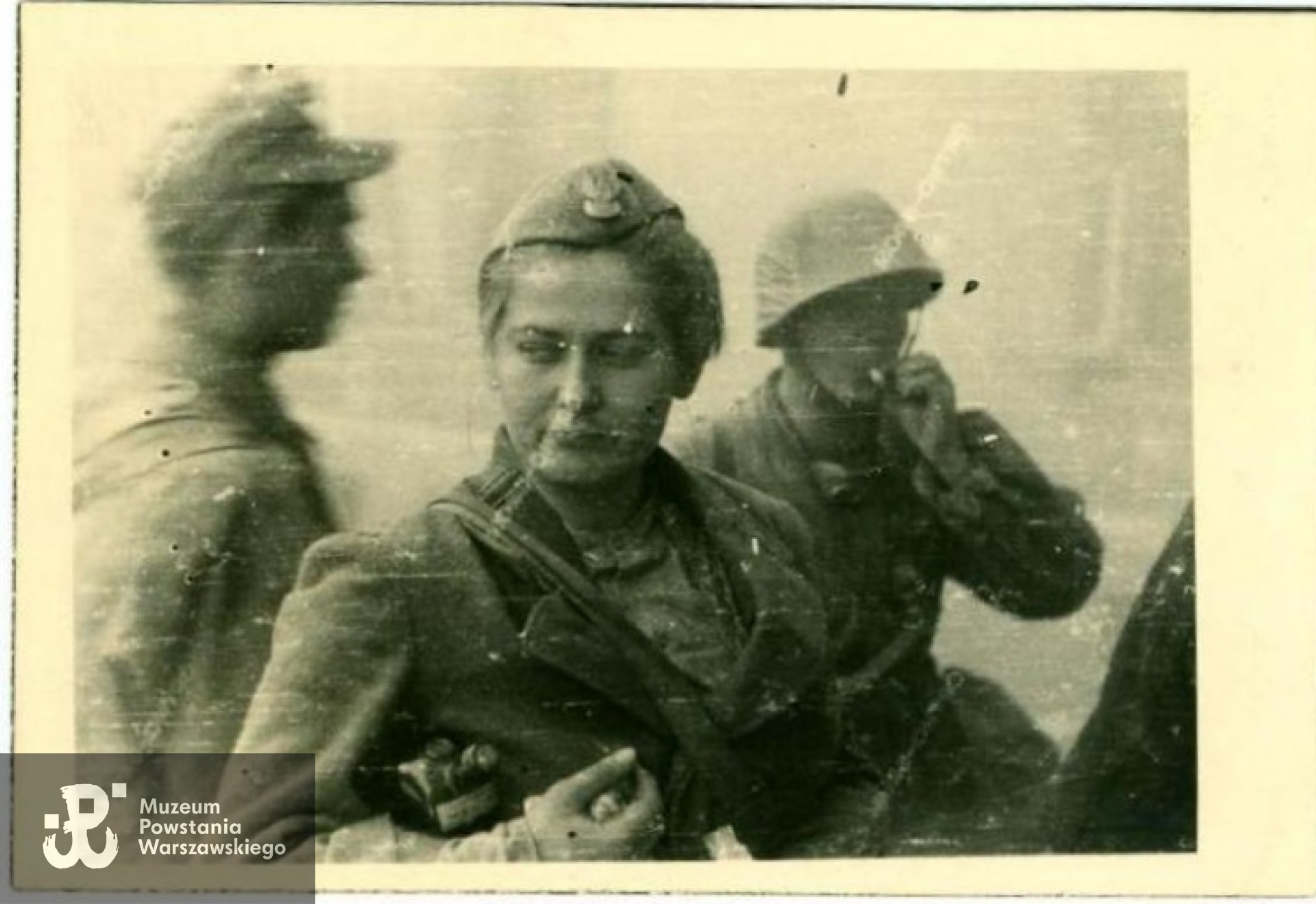 "Xenia", sierpień 1944 r. -Powstanie Warszawskie. Zdjęcie ze zbiorów Urszuli Katarzyńskiej-Ballner / MPW