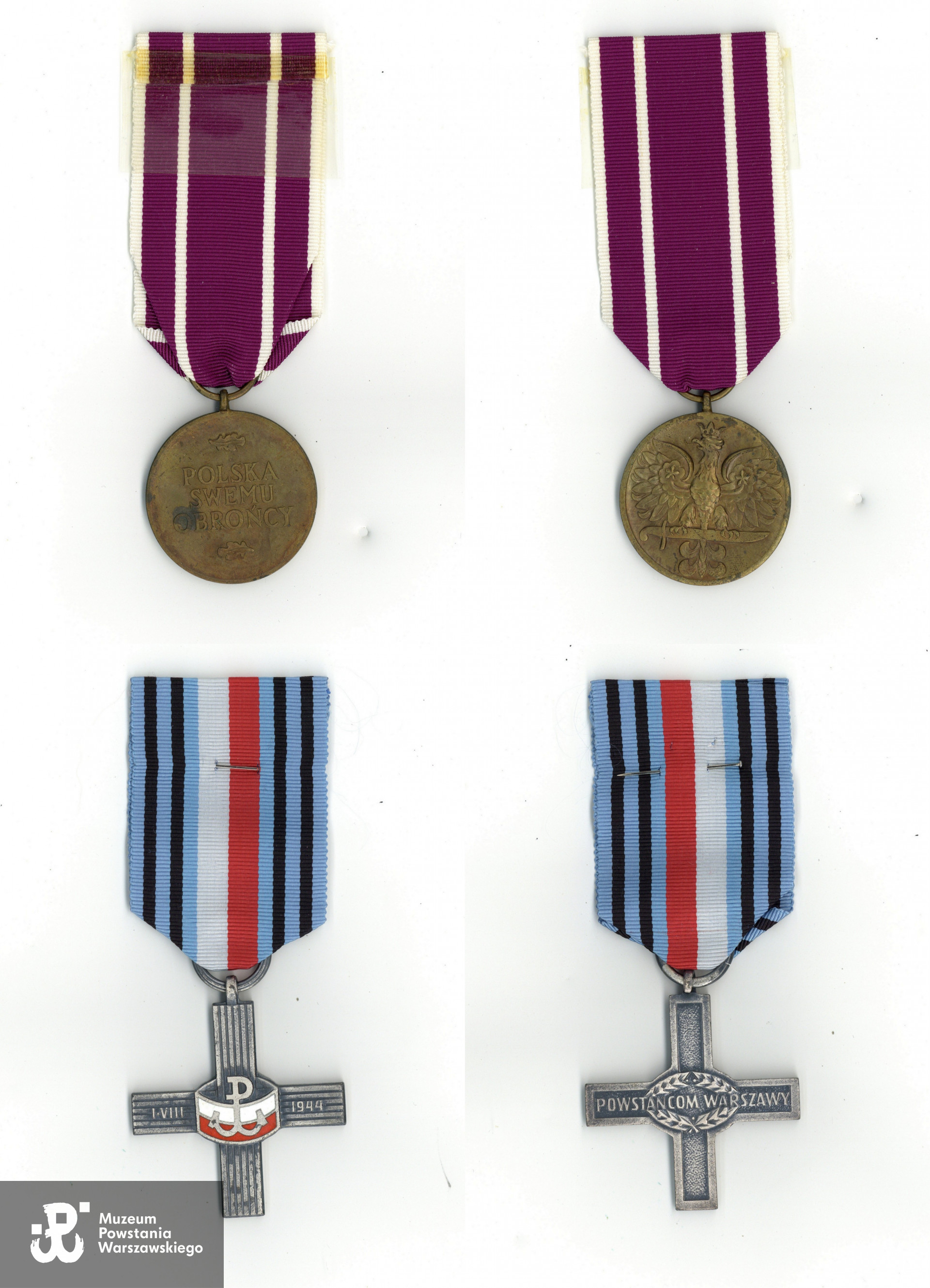 Medal Wojska (z napisem „Polska Swemu Obrońcy”, pod i nad napisem dwa małe liście dębowe, na awersie orzeł trzymający w szponach miecz poziomo), poniżej Warszawski Krzyż Powstańczy. Ze zbiorów rodzinnych.