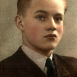 Julian Skarżyński (1922-1944). Fotografia udostępniona przez Jacka Kocerkę / Archiwum 2. HBAP 