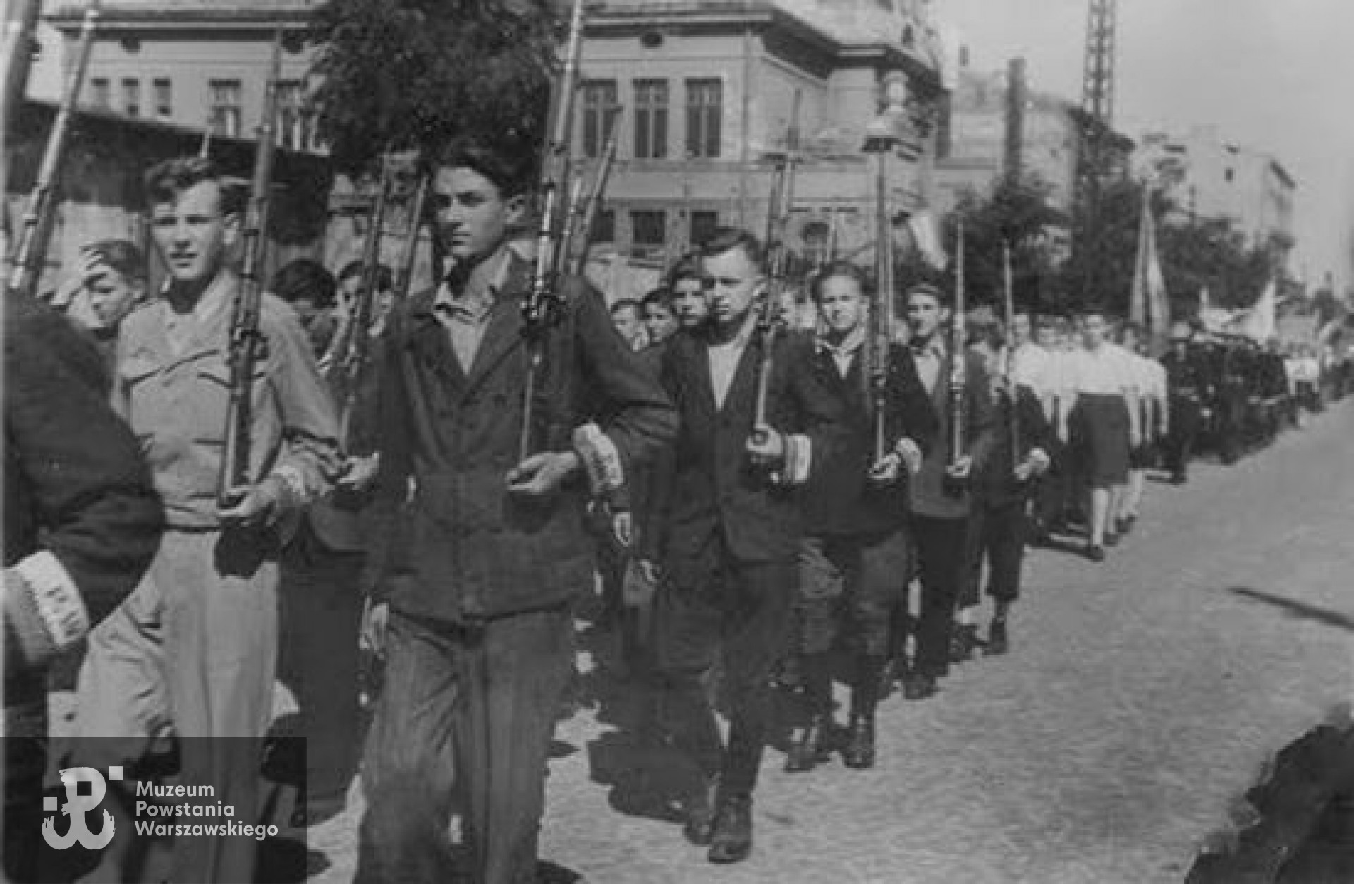 Ze zbiorów Andrzeja Łęckiego/Archiwum 2. HBAP "Żbik"