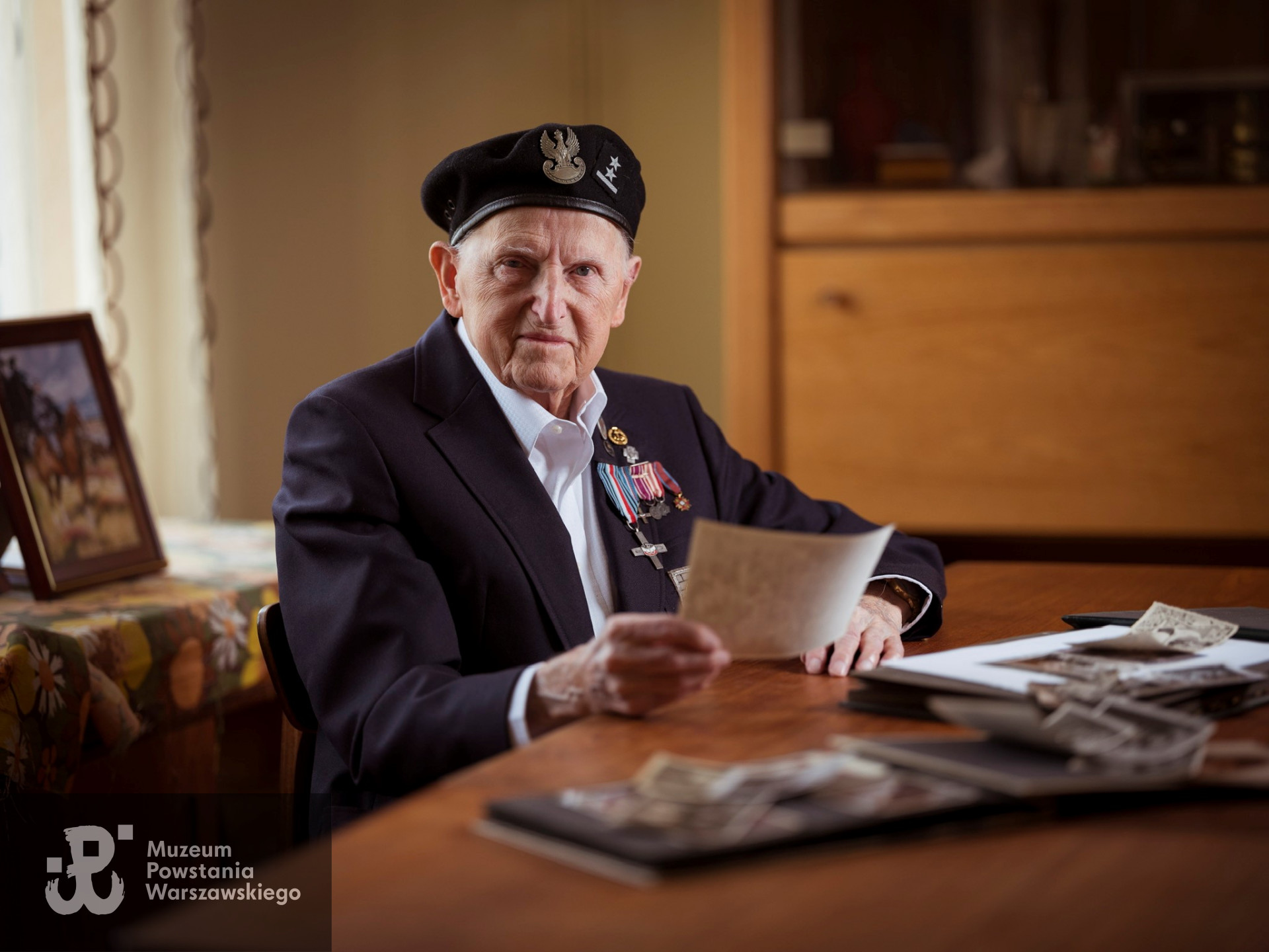   Ze zbiorów rodzinnych, udostępnił p. Witold Rybka, syn Powstańca