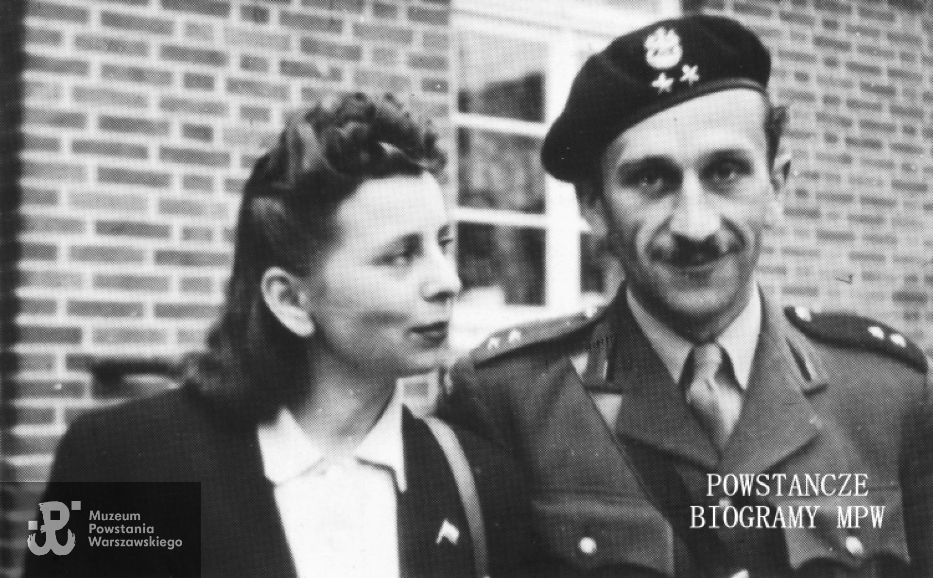 Genowefa Zofia Leśniewska i porucznik Zbigniew Kozak. Po ślubie - Niemcy, 1946. Fot. z archiwum rodzinnego Zbigniewa Kozaka/MPW