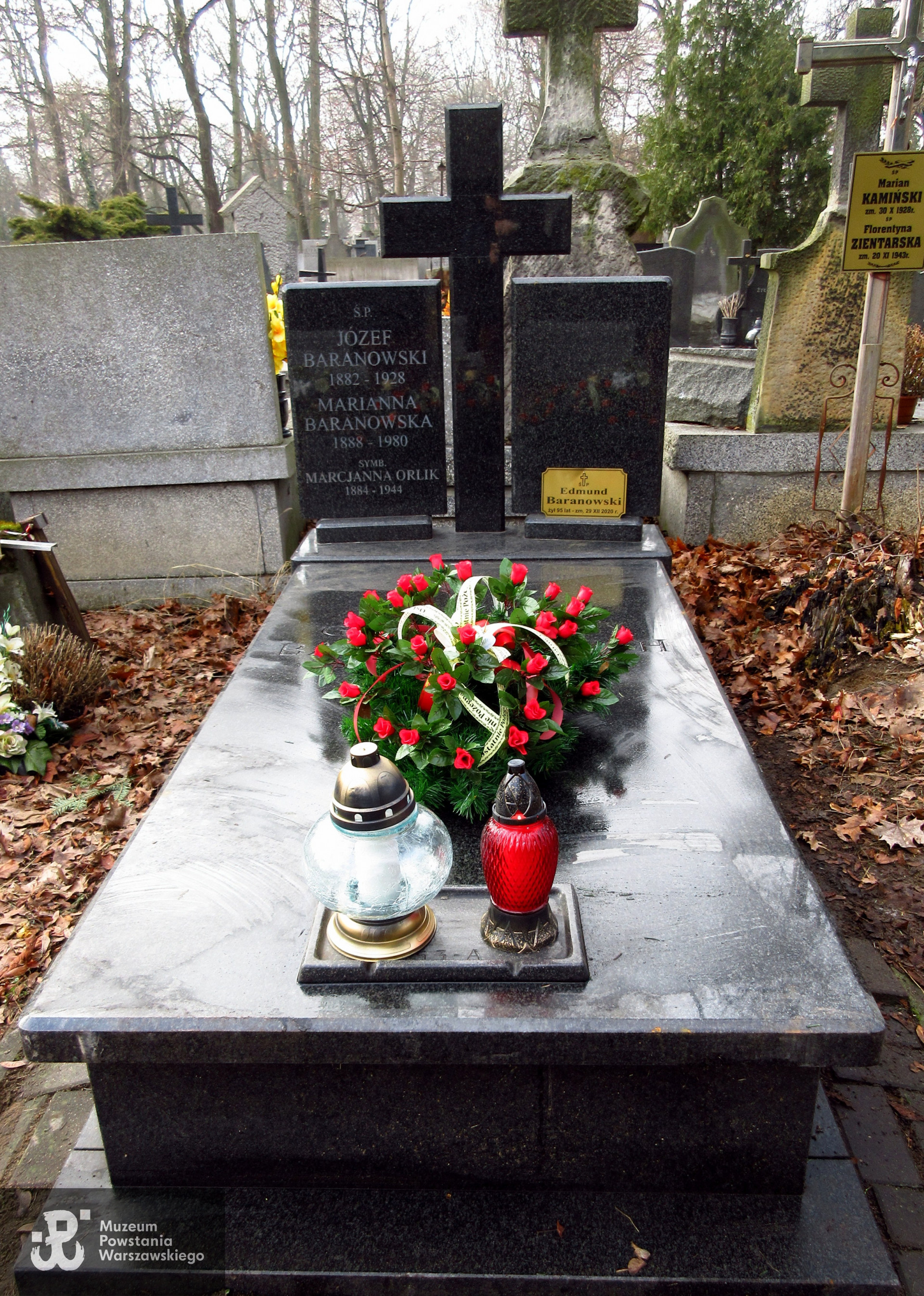 Cmentarz Bródnowski w Warszawie. Fot. Wikipedia, domena publiczna