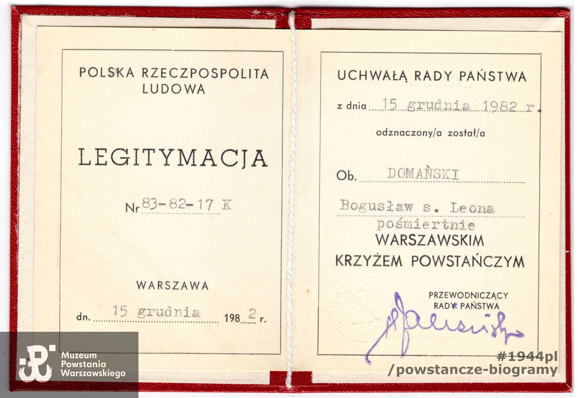 Legitymacja odznaczenia Bogusława Domańskiego Warszawskim Krzyżem Powstańczym.  Ze zbiorów Muzeum Powstania Warszawskiego, sygn. P/9088