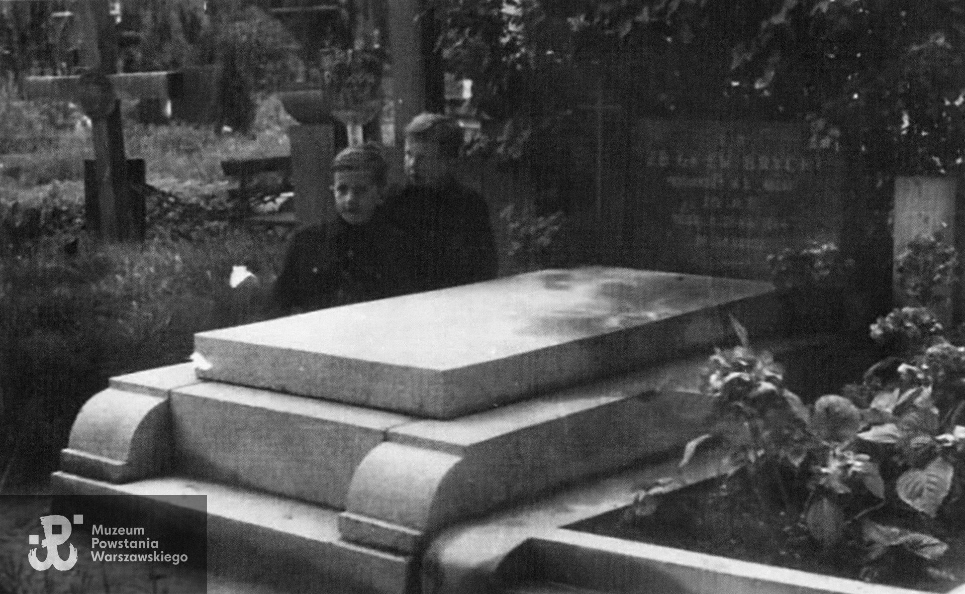 Źródło: <i>Zbigniew Brycki "Kozak", podchorąży Armii Krajowej (21 sierpnia 1917 - 21 sierpnia 1944)</i>