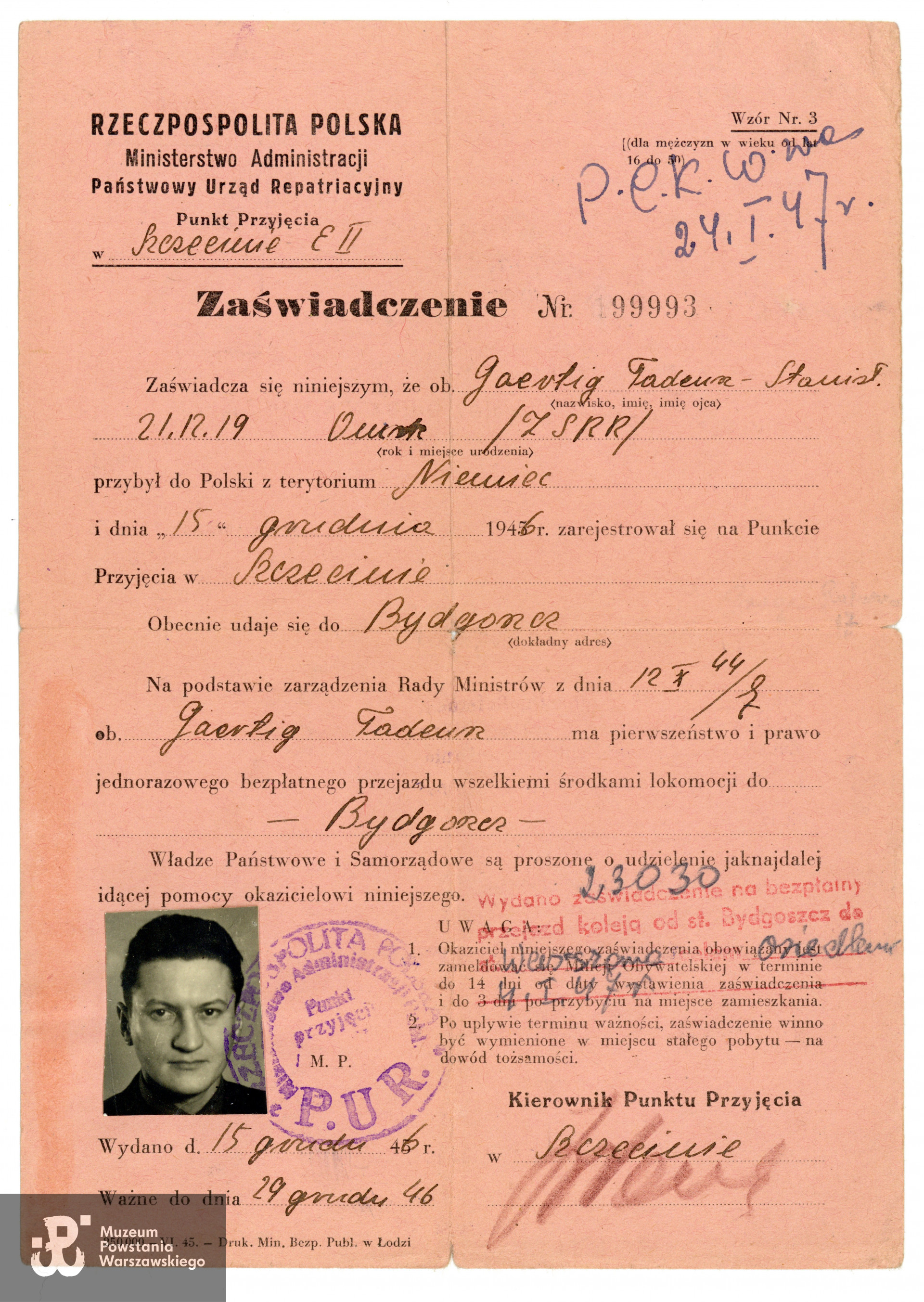 Zaświadczenie z dn. 15.12.1946 r. wystawione przez Państwowy Urząd Repatriacyjny, dla powracającego do kraju Tadeusza Gaertiga, udającego się do Bydgoszczy. Na odwrocie stemple z podroży. Ze zbiorów Muzeum Powstania Warszawskiego,  MPW-A-9474 (P/7891),  dar p. Małgorzaty Gaertig-Barr, córki Powstańca