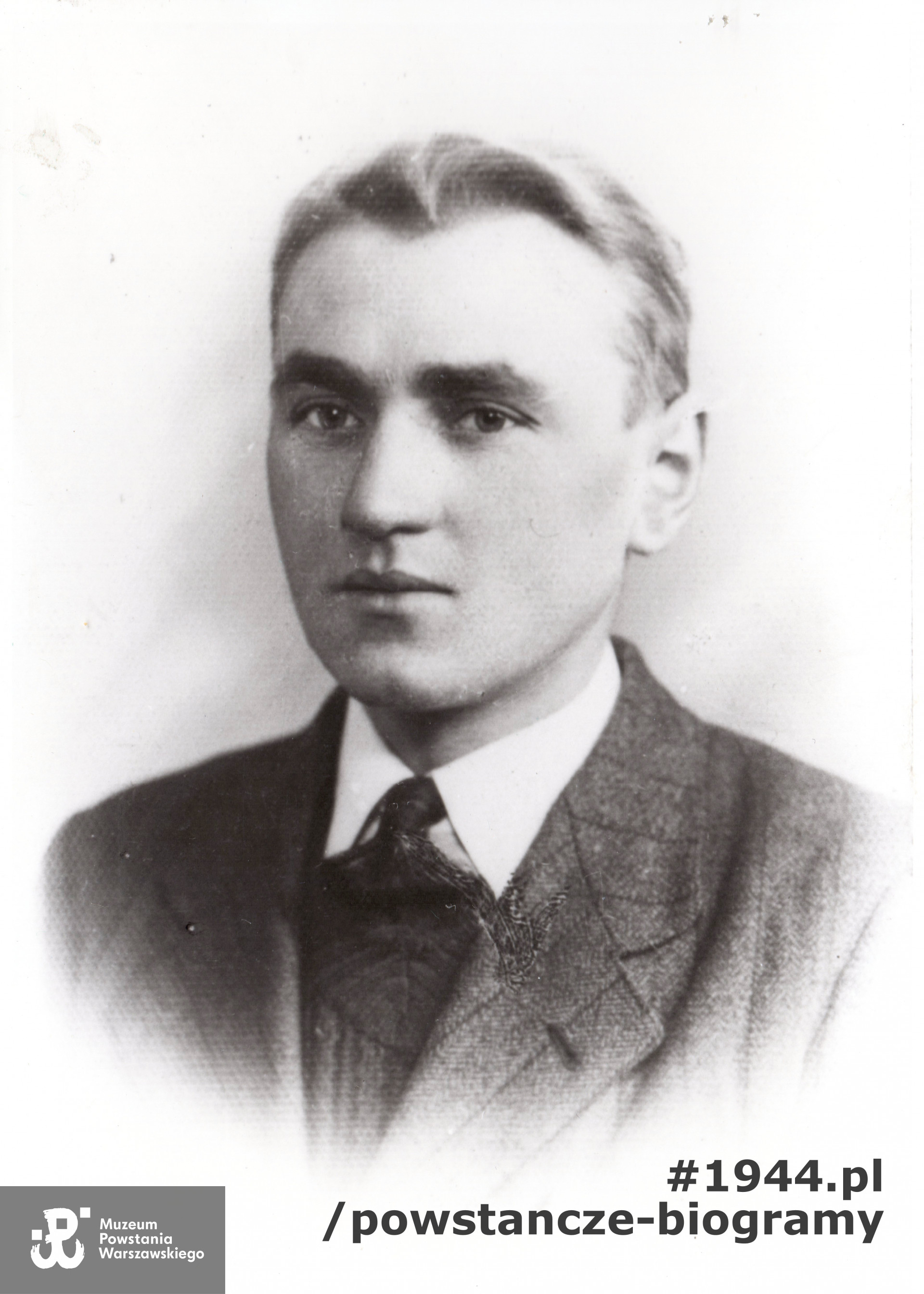 strz. Zbigniew Taranek "Gienio" (1920-1944). Fot. ze zbiorów Piastowskiego Archiwum Miejskiego i ukazała się w albumie „Harcerki i Harcerze z Piastowa polegli za Polskę w latach 1939 – 1945” pod red. Zdzisława i Ryszarda Sitkiewiczów. Udostępnił p. Daniel Dalecki