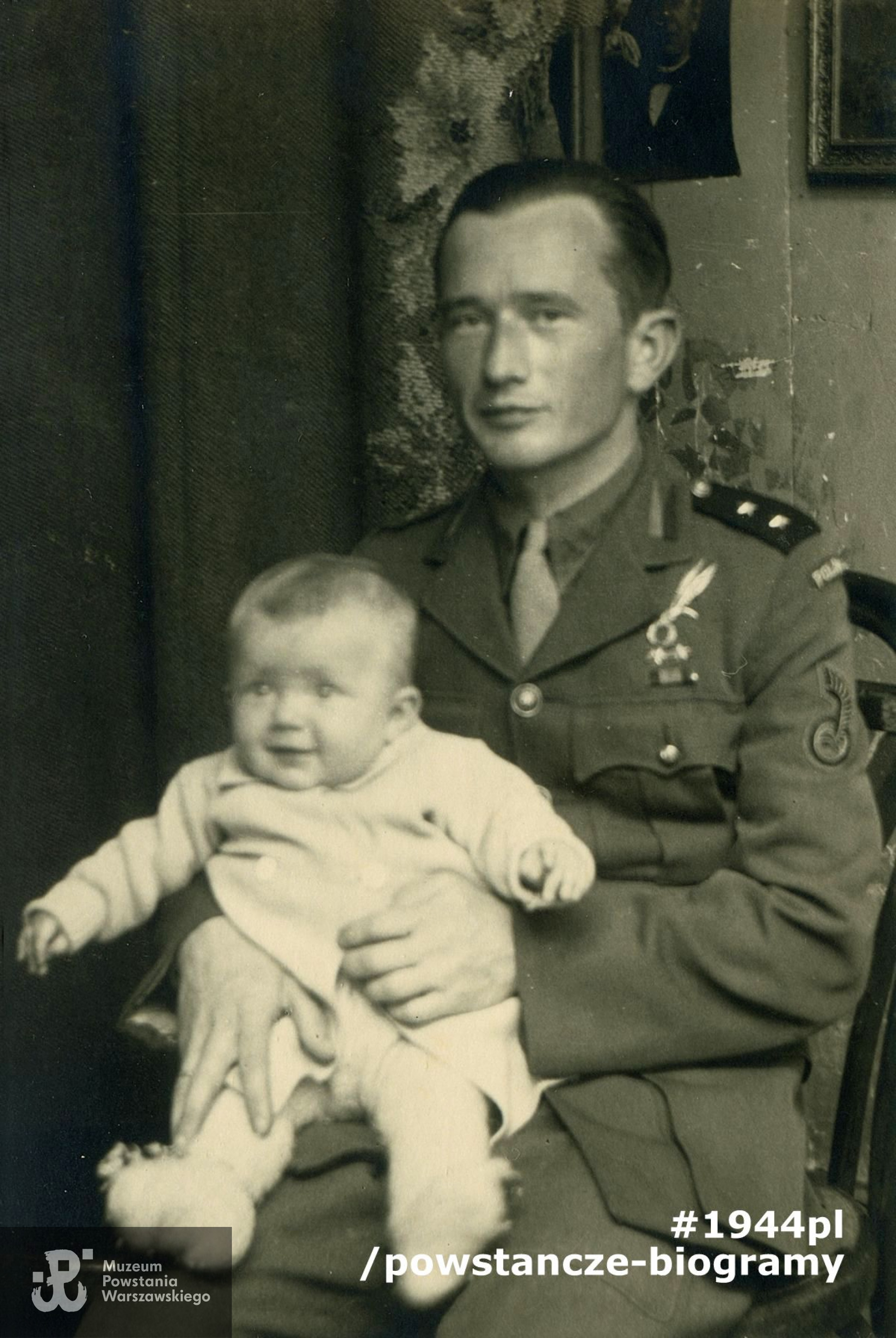  por. Czesław Trojanowski ps. "Litwos", dowódca plutonu technicznego zajmującego się wyrobem butelek zapalających i granatów  w Batalionie KB "Sokół". Fot. udostępniła p. Monika Osinkowska (XI 2010)