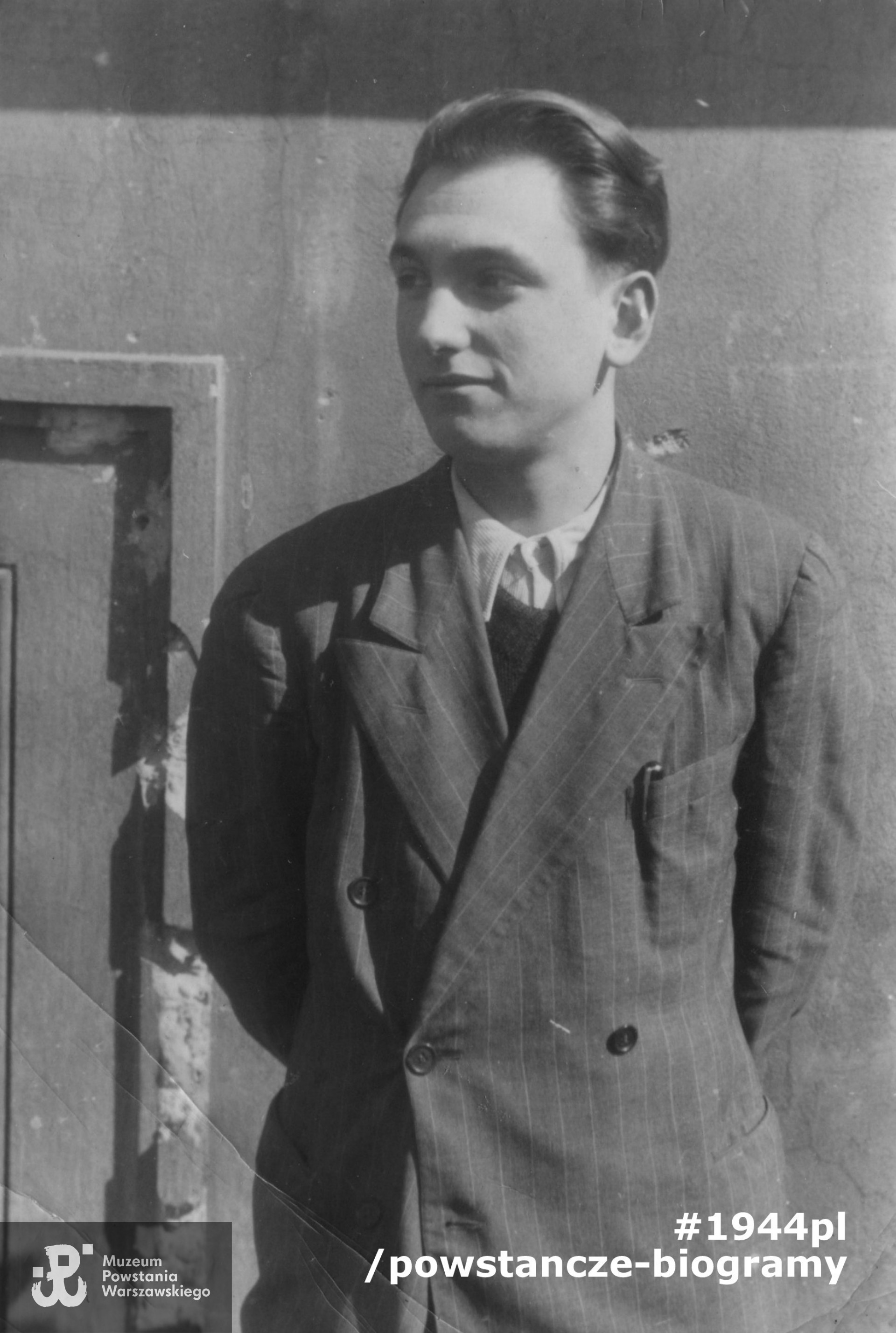 Ryszard Krokwa - fotografia powojenna, 1946 rok. Fot. z archiwum rodzinnego p. Ryszarda Krokwy, skan: Pokój Kombatanta MPW