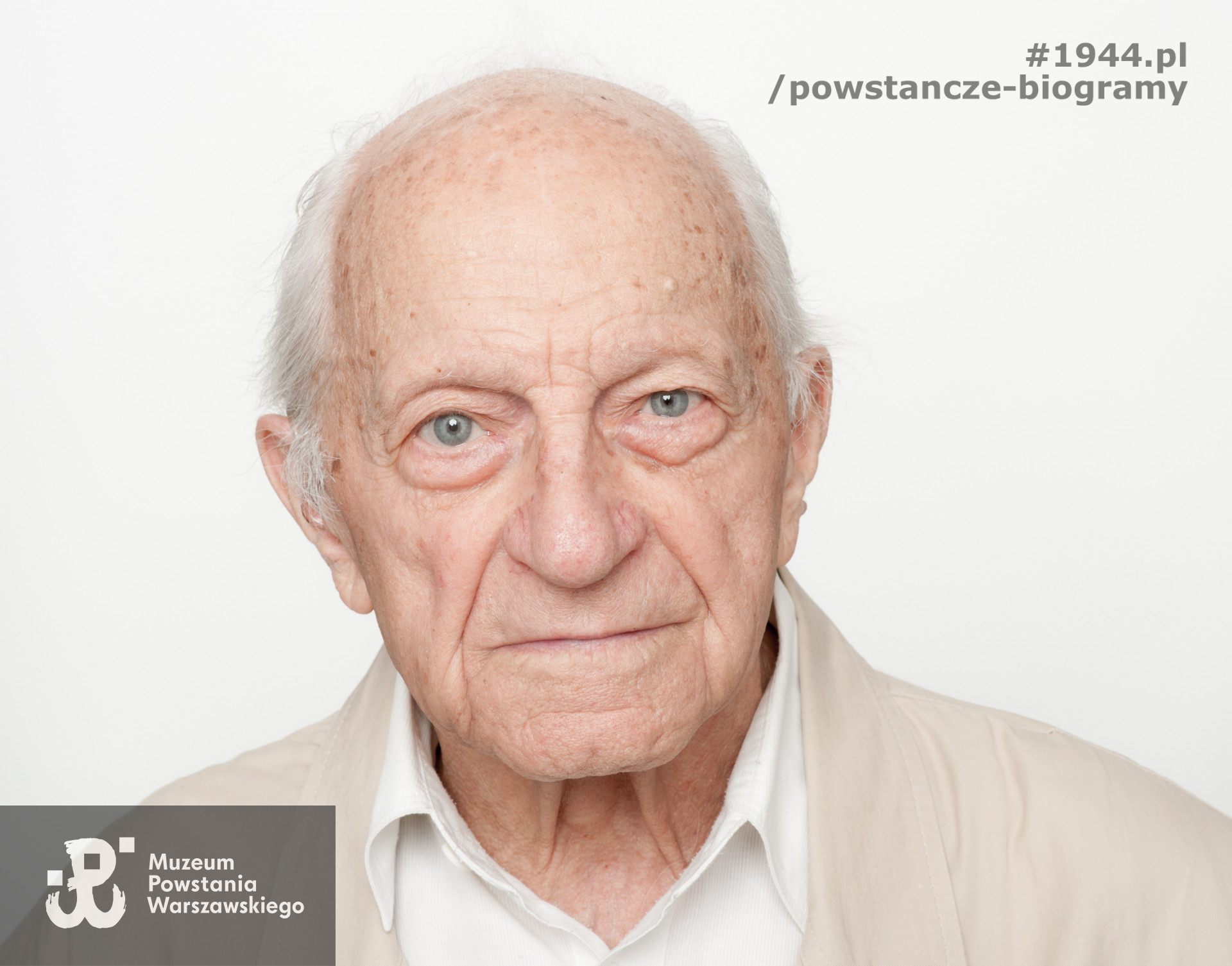 Wiesław Piotr Żochowski „Żak” (1926-2017). Zdjęcie z serii portretów Powstańców Warszawskich w ramach projektu "1944/70/2014" realizowanego przez grupę WWPHOTO dla uczczenia 70. rocznicy wybuchu Powstania Warszawskiego. Muzeum Powstania Warszawskiego, 22.07-04.08 2013.