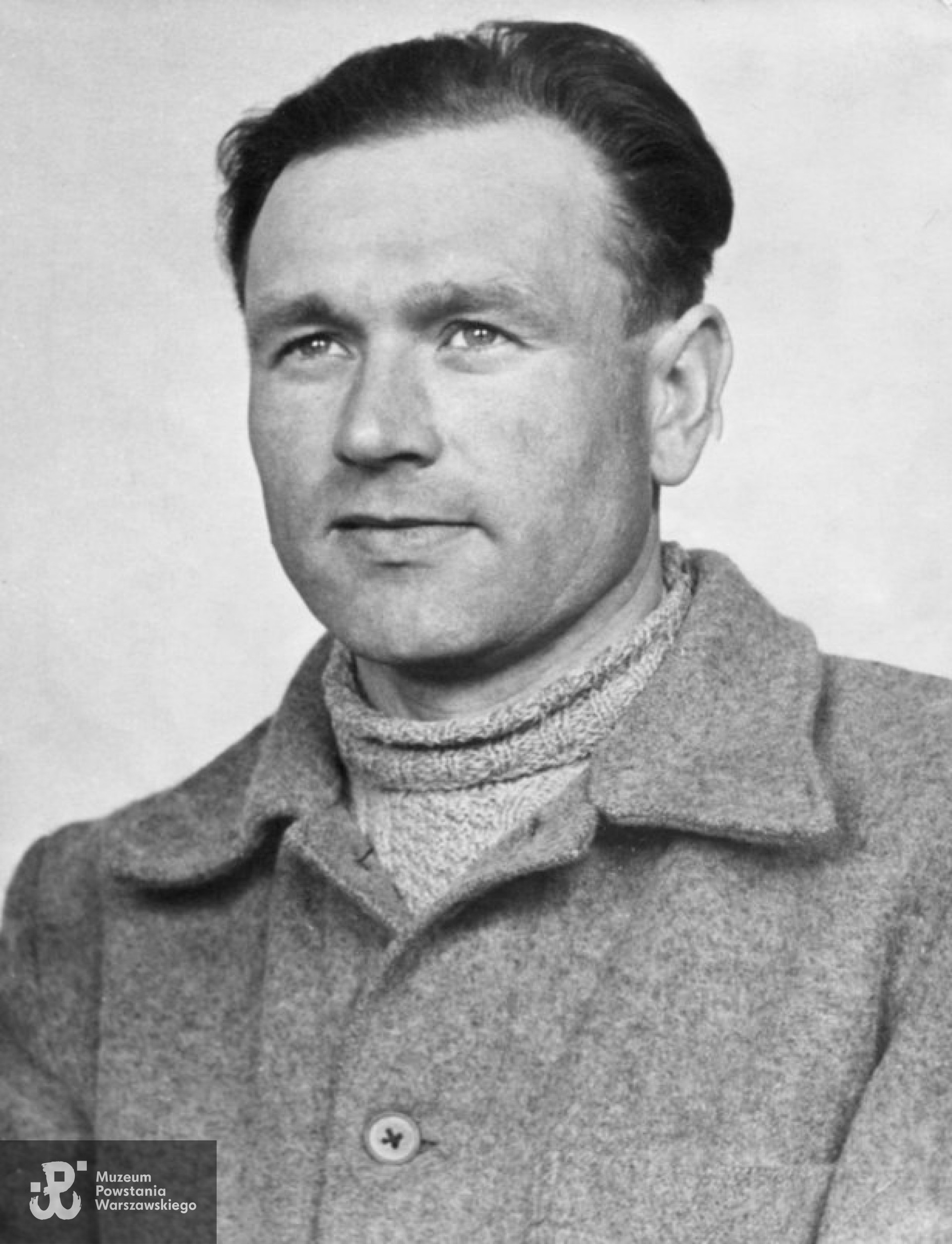 Piotr Sierawski "Trzeciak" (1923-2023). Fot. ze zbiorów rodzinnych. Skany wykonano w Muzeum Powstania Warszawskiego - Pokój Kombatanta, marzec 2022.