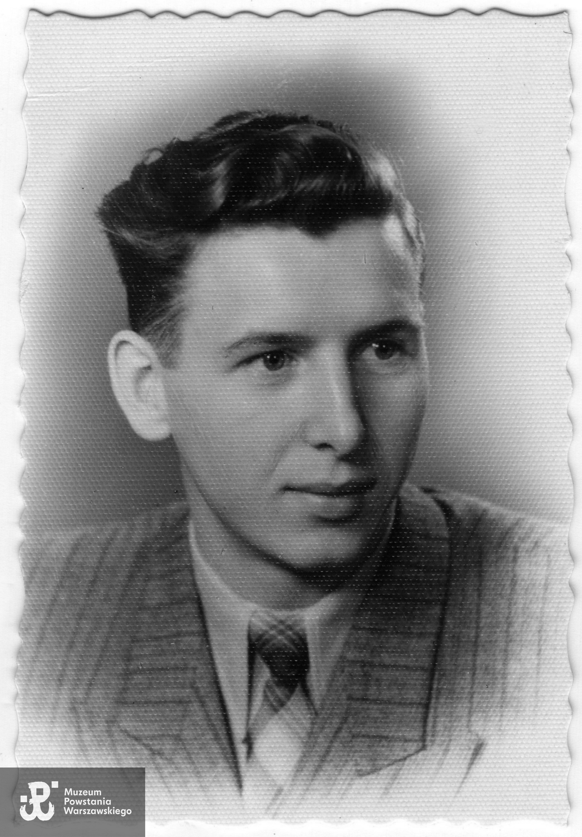  Fot. ze zbiorów prywatnych  Powstańca, udostępnił p. Leonard Kapiszewski ps. Ryś.