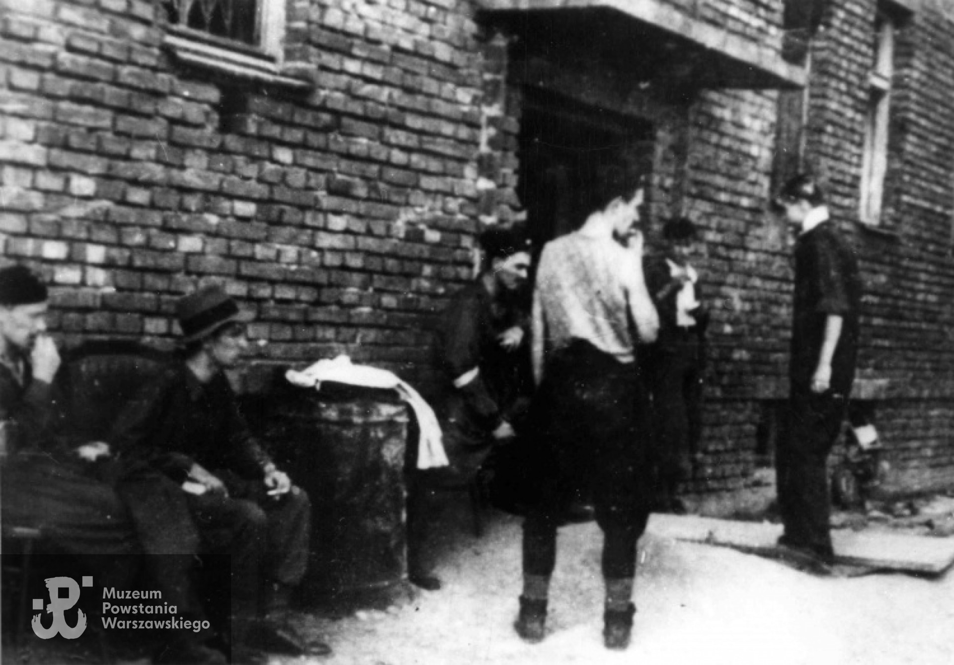 Mokotów, zdjęcie z okresu Powstania. Fot. z archiwum rodzinnego Marka Dygi, obecnie w zbiorach MPW