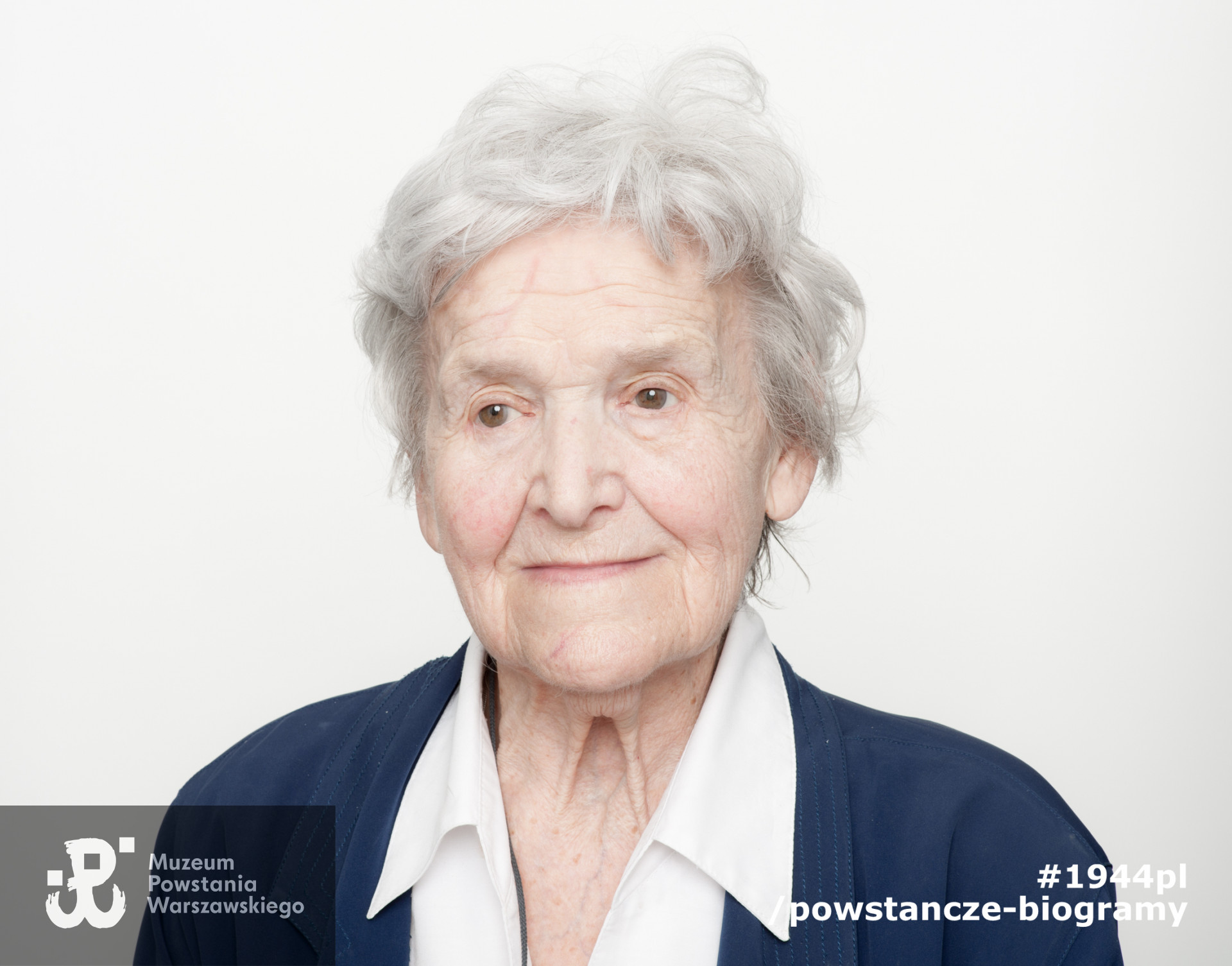 Magdalena Danuta Holcgreber „Lena”, „Danka”. Zdjęcie z serii portretów Powstańców Warszawskich wykonanych w ramach projektu "1944/70/2014" realizowanego przez grupę WWPHOTO dla uczczenia 70. rocznicy wybuchu Powstania Warszawskiego. Muzeum Powstania Warszawskiego, 22.07-04.08 2013.