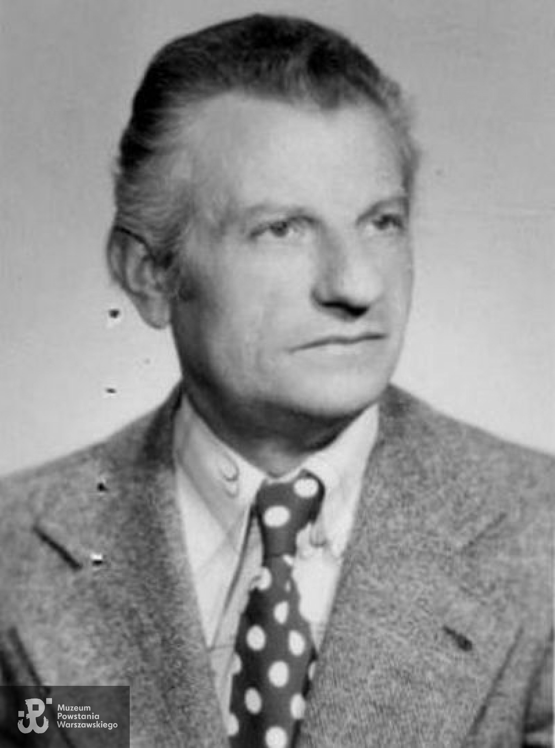 Zdjęcie legitymacyjne 1977 [źródło ZBoWiD]