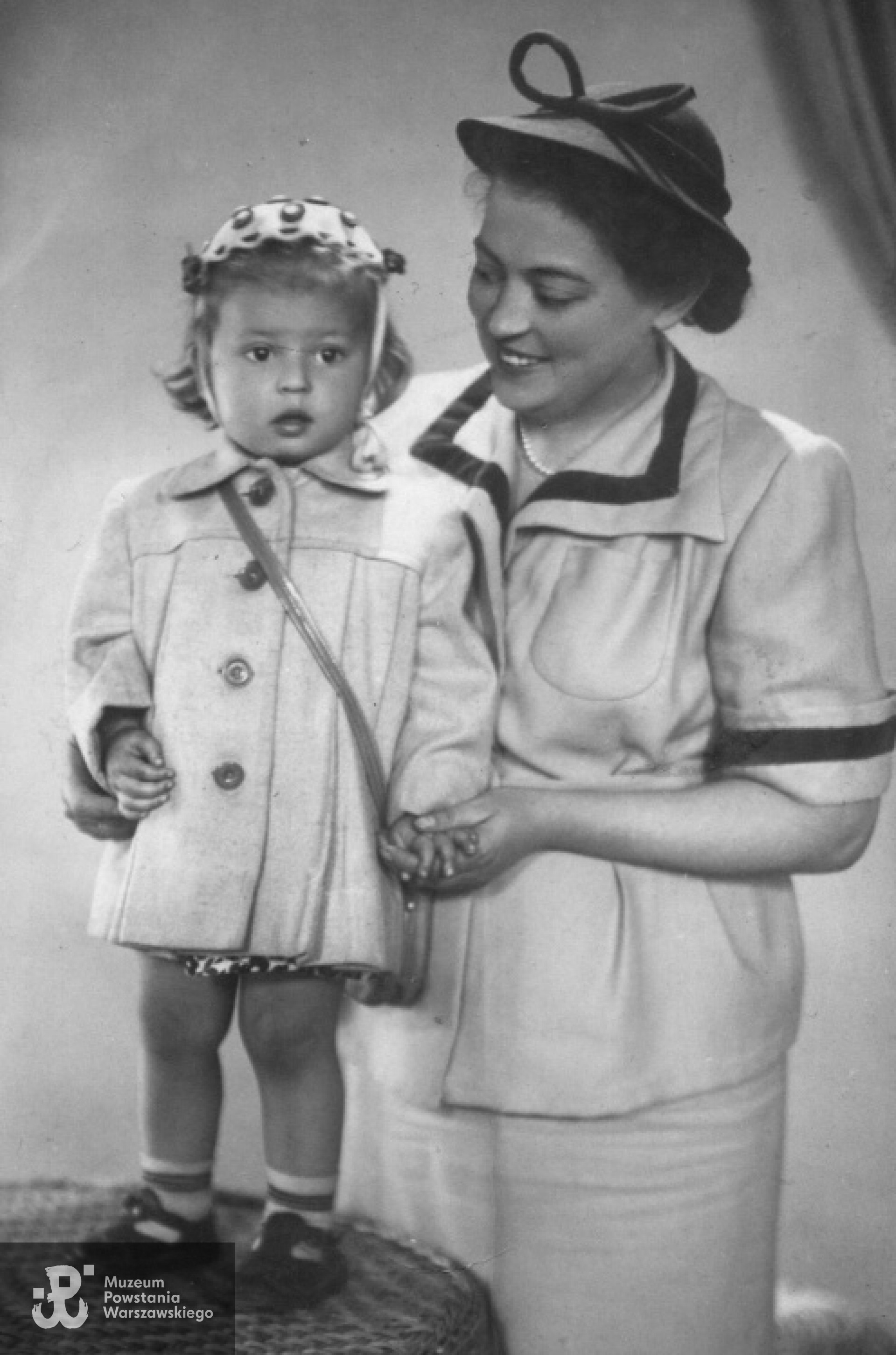 Ewa Wiśniewska z córką - 1951 r.