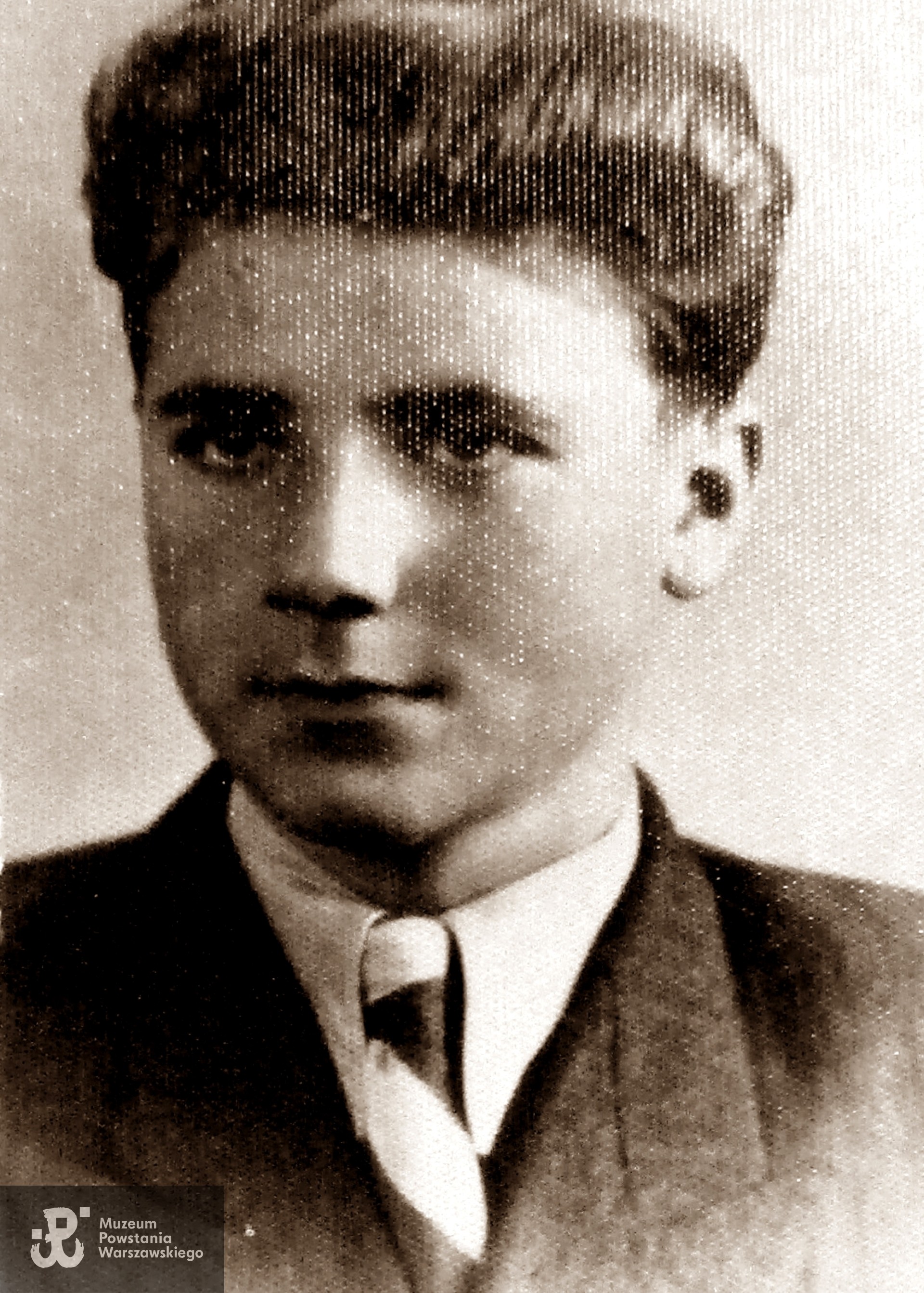 Tadeusz Bernfeld "Berta" (1931-2026). Fot. dołączona do Ankiety Uczestnika Powstania Warszawskiego, kopia