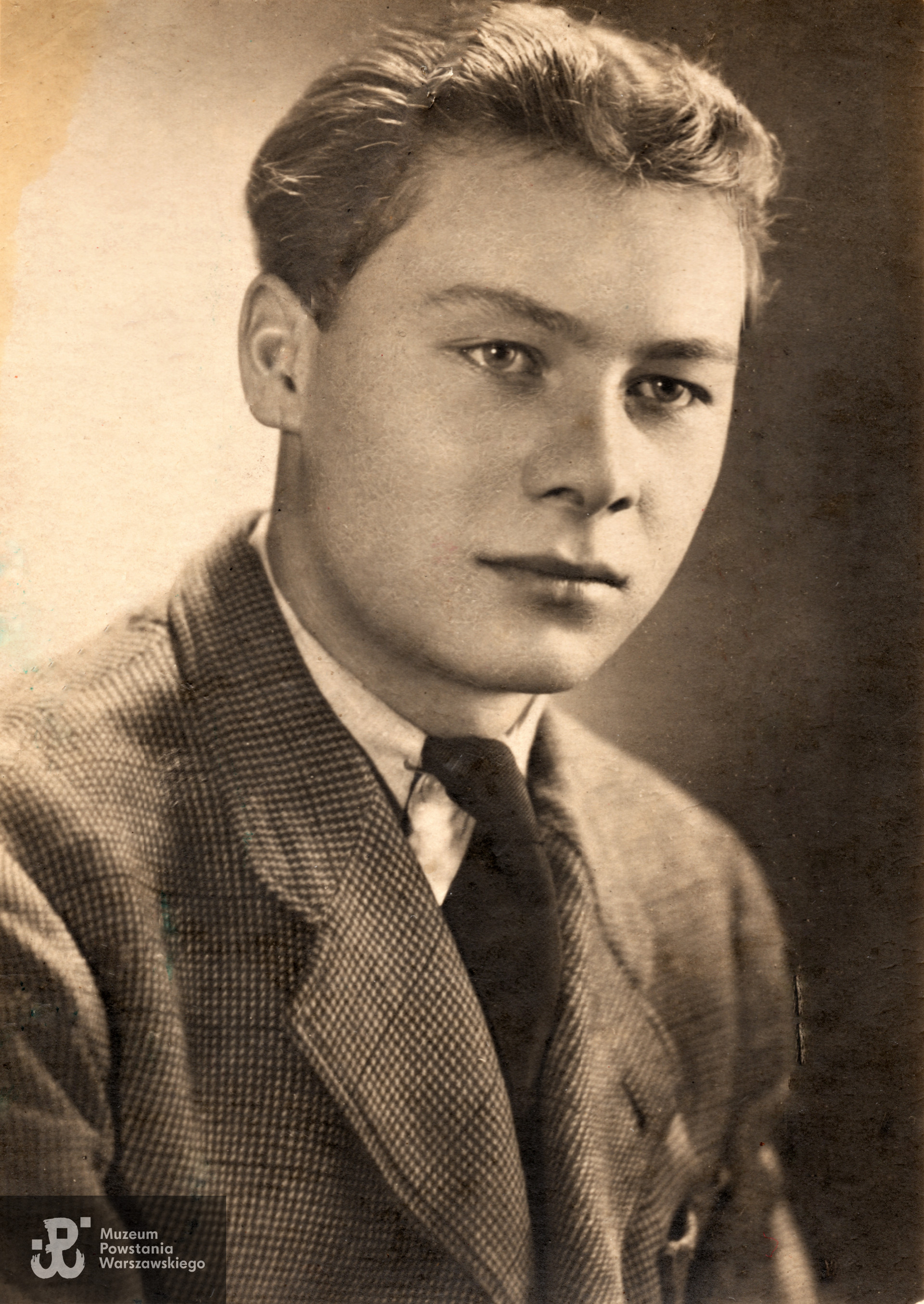 Włochy, maj 1944 rok. Fot. ze zbiorów rodzinnych. Skan wykonano w Dziale Kombatanta MPW, źródło:  materiały do Słownika Uczestników PW