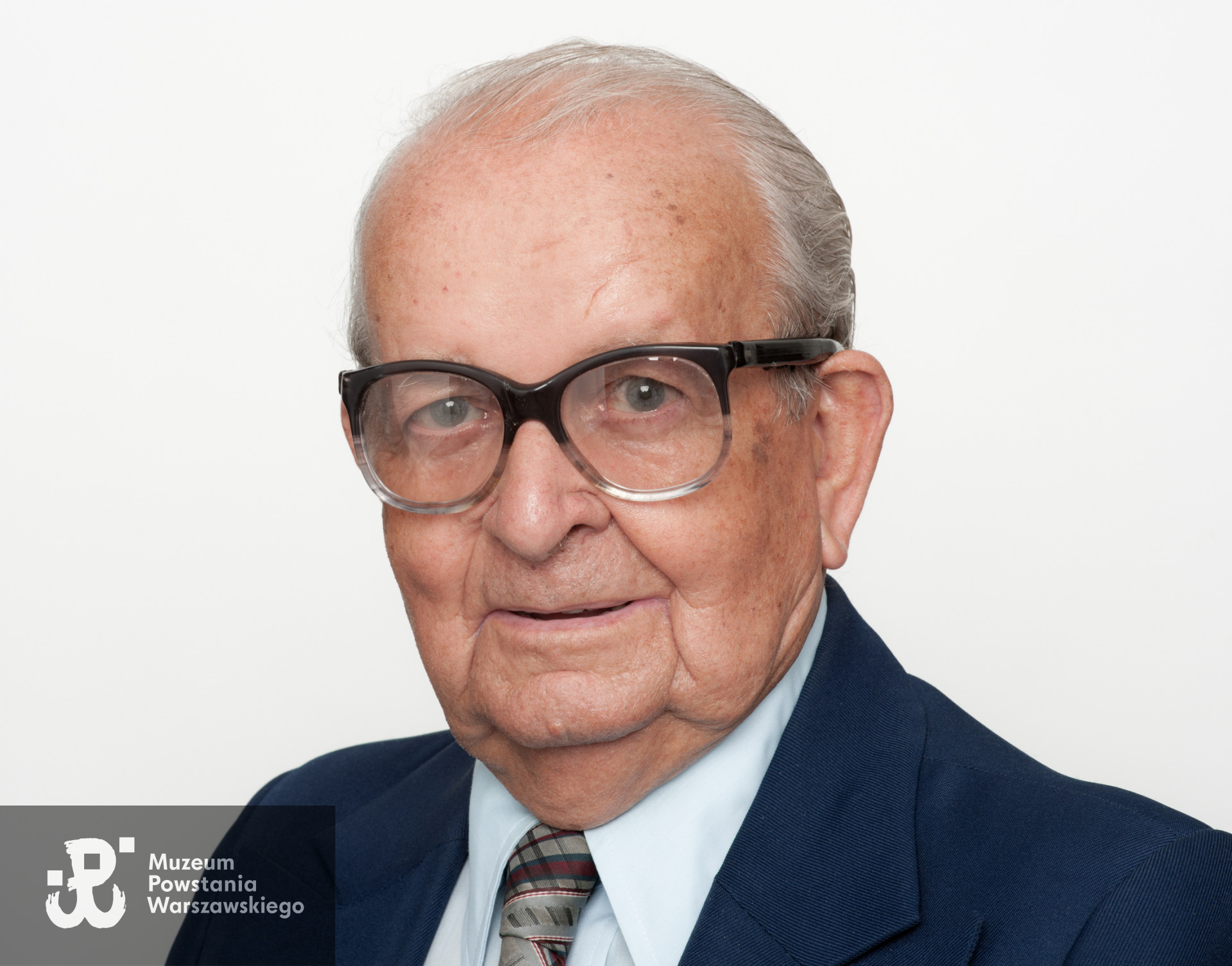 Zdjęcie z serii portretów Powstańców Warszawskich wykonanych w ramach projektu "1944/70/2014" realizowanego przez grupę WWPHOTO dla uczczenia 70. rocznicy wybuchu Powstania Warszawskiego. Muzeum Powstania Warszawskiego, 22.07-04.08 2013.