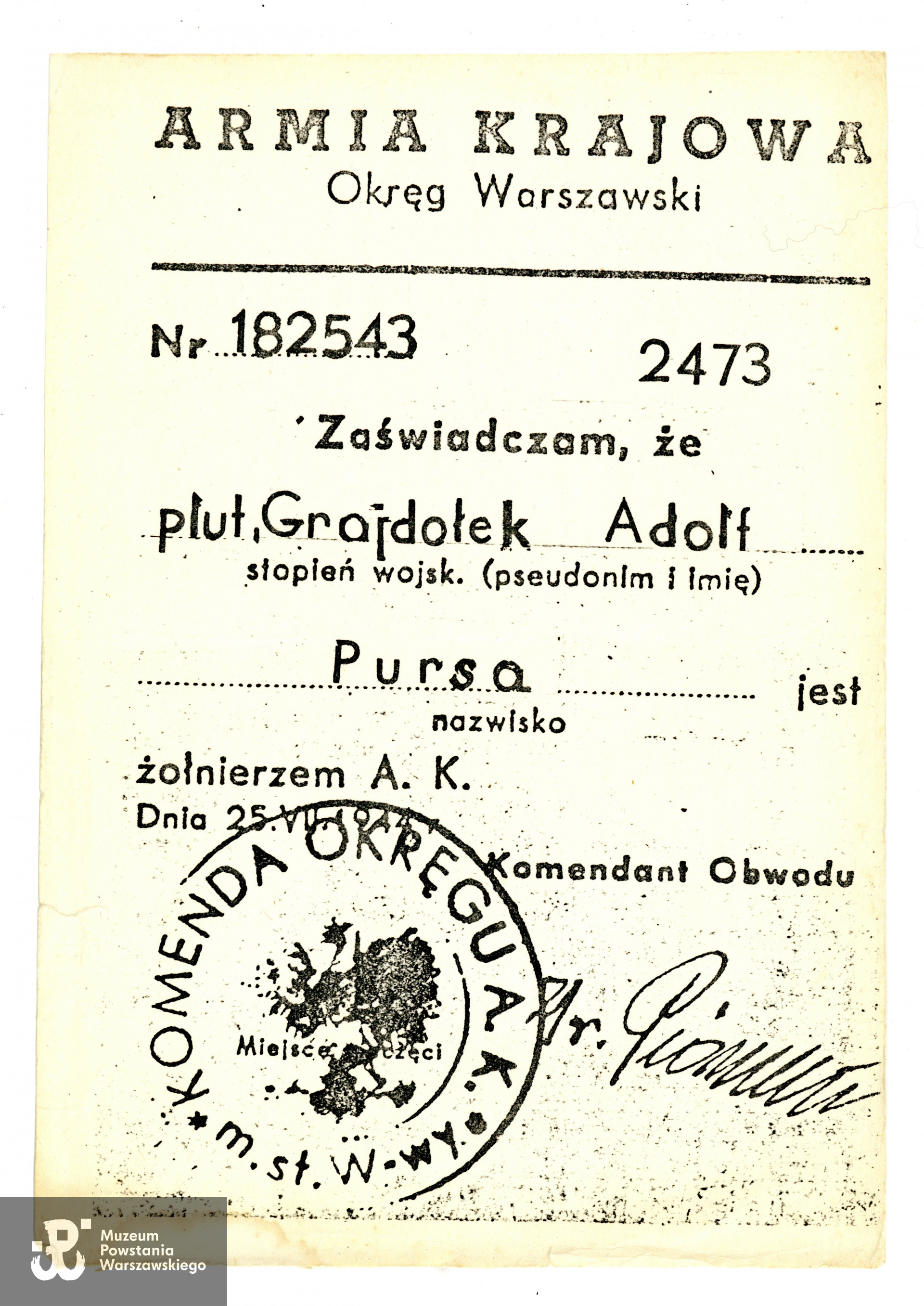 Kopia legitymacji Armii Krajowej wystawionej dla  plutonowego  "Grajdołka" - Adolfa Pursy. Ze zbiorów rodzinnych p. Elżbiety Wysockiej, córki Powstańca