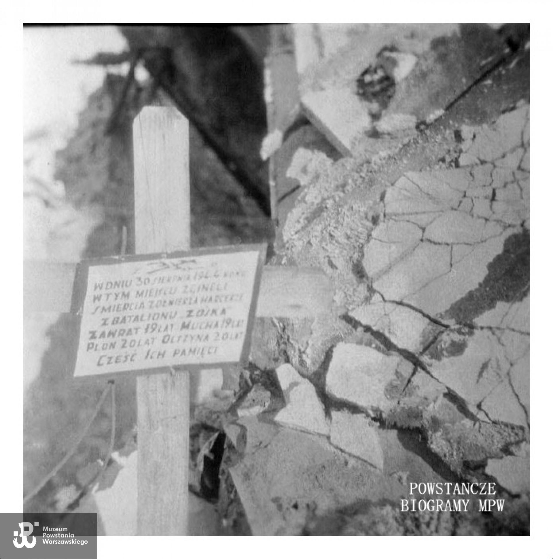 Ruiny fabryki Fiata przy ul. Sapieżyńskiej. Fot. z archiwum rodzinnego Michała Jandy