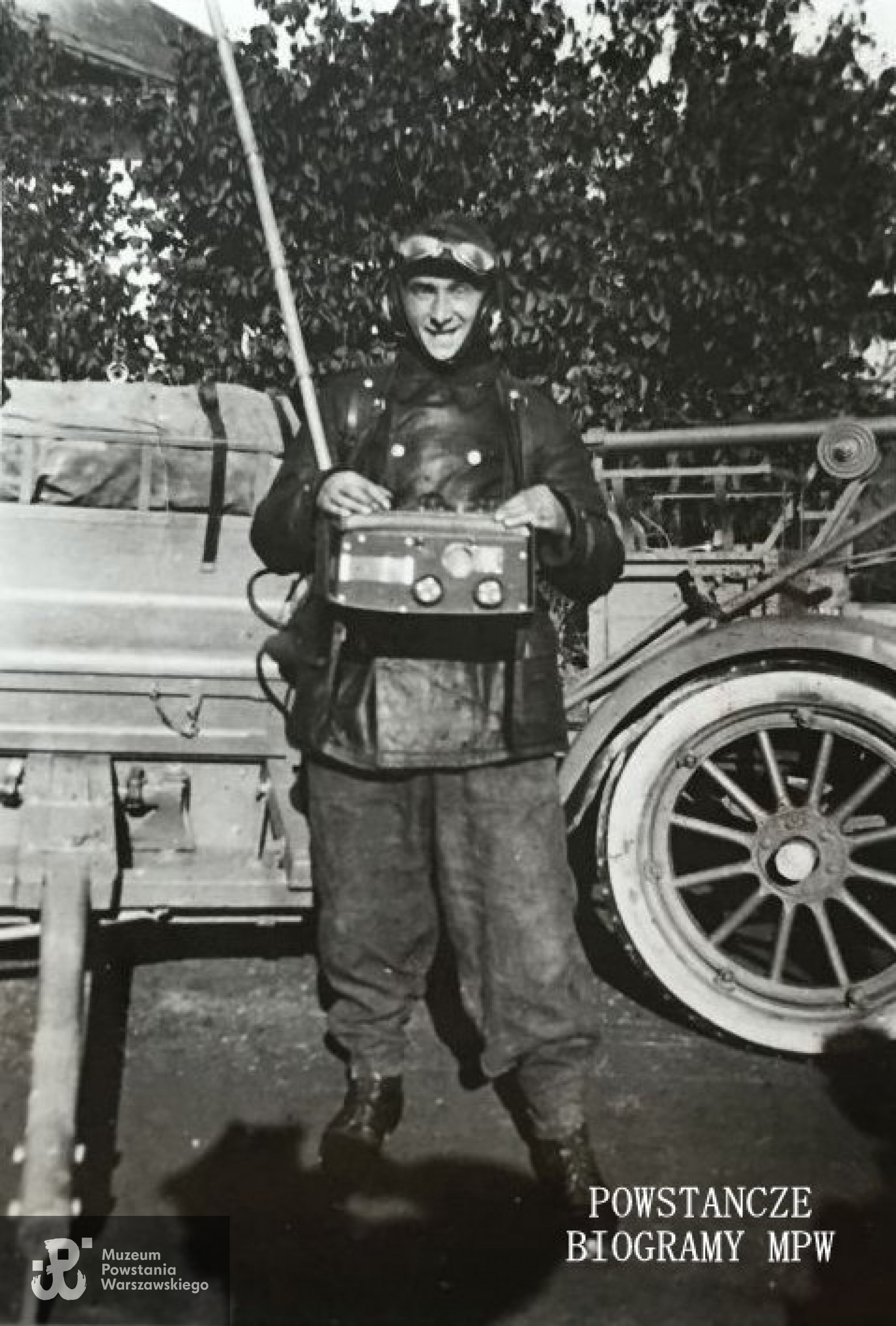 W 11. Batalionie Pancernym w Modlinie jako radiotelegrafista batalionu 1938/1939 r. Fot. z archiwum rodzinnego syna Eugeniusza, p. Piotra Lubieńskiego. Udostępnił Krzysztof Lubieński.