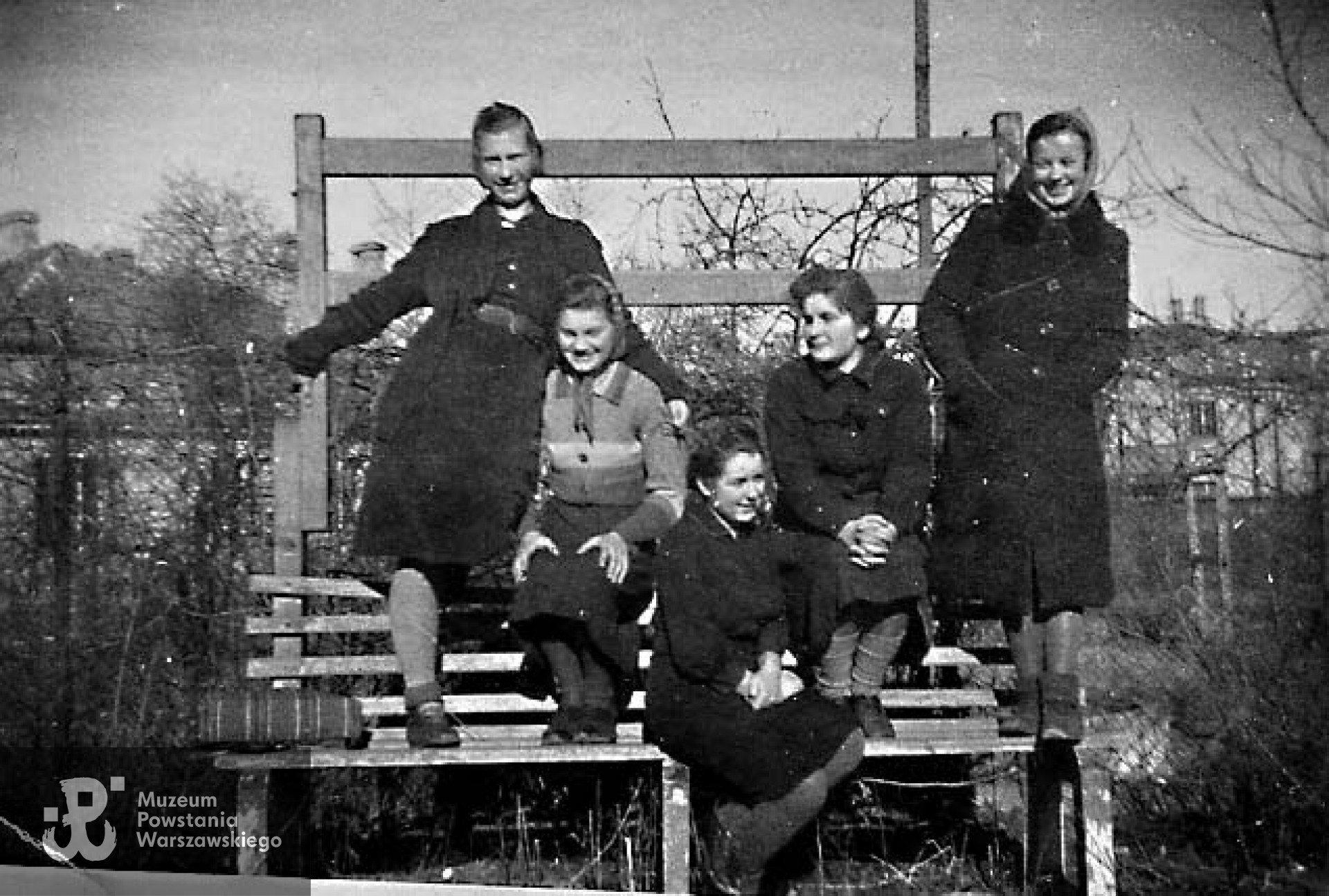 Zastęp "Ogary", od lewej: Teresa Miazek, Ewa  Prachtel-Morawiańska, Maria Kołakowska, Wanda Śliwińska, Teresa Dębowska