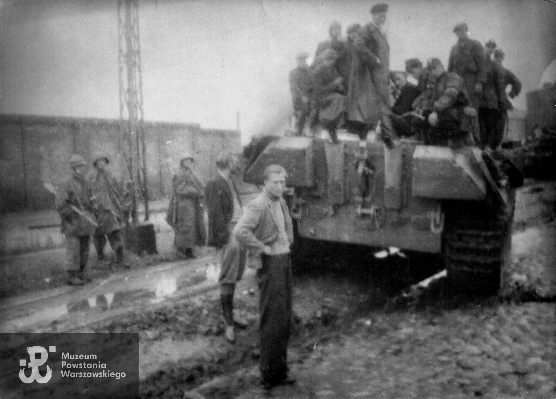 12 sierpnia 1944 rok - ulica Okopowa. Ze zbiorów rodzinnych, skan nadesłał p. Bogdan Horodyski