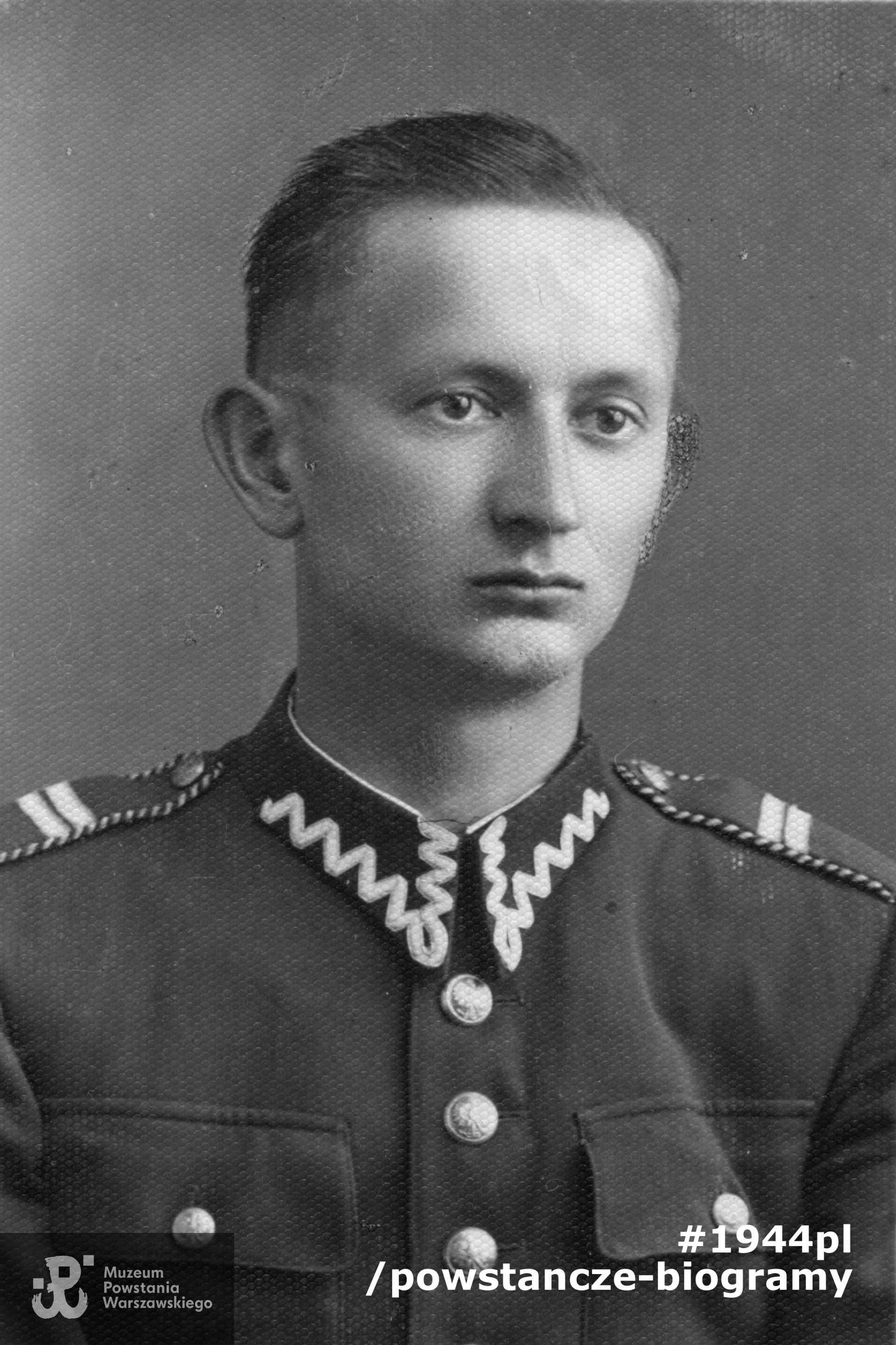 ppor. Mieczysław Tuszyński "Bończa". Fot. portretowa ze zbiorów Muzeum Powstania Warszawskiego, sygn. MPW-IP/5849