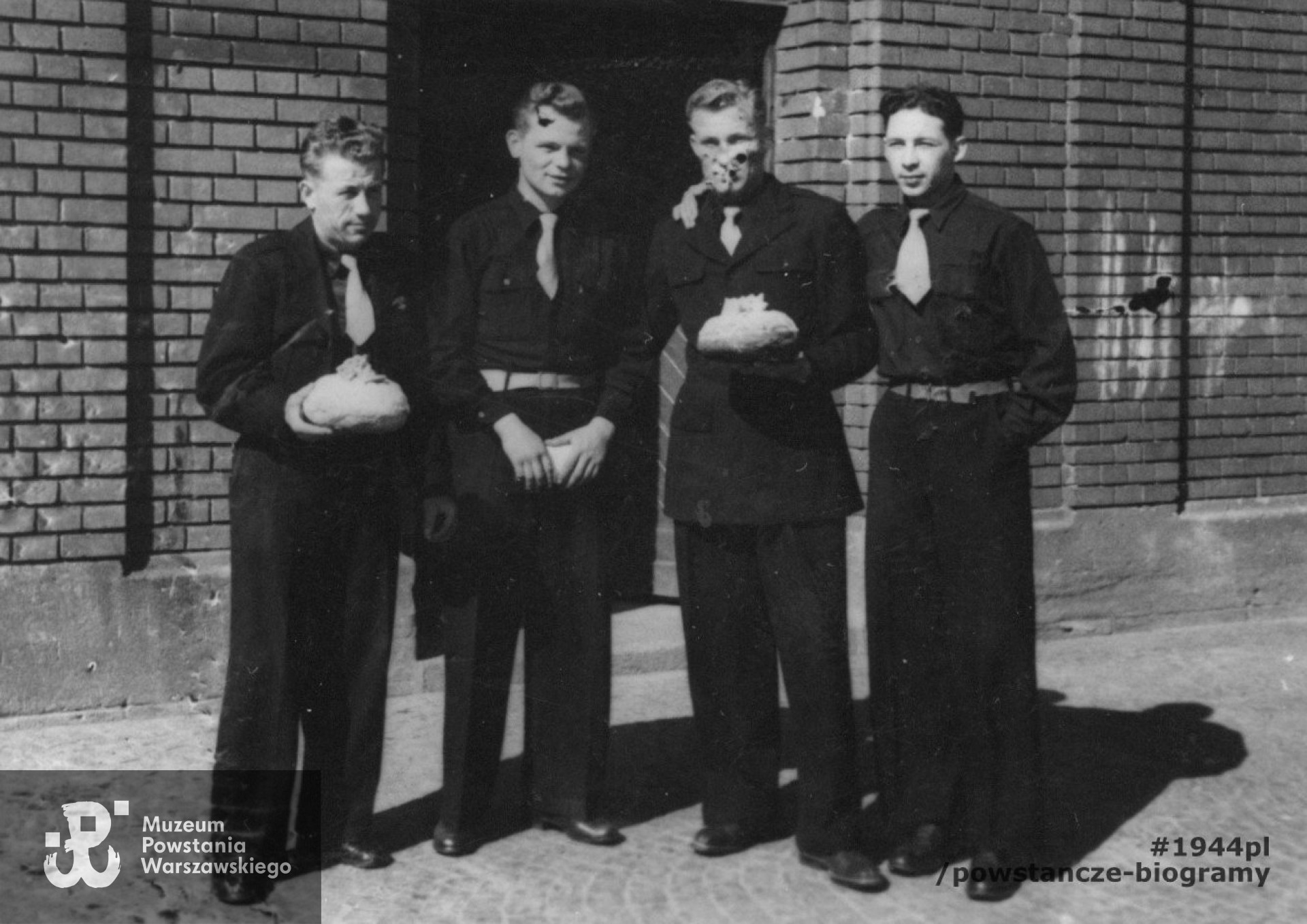 Fot. ze zbiorów rodzinnych, udostępnił p. Piotr Chełmiński. Skany wykonano w Muzeum Powstania Warszawskiego, 2021 r. 