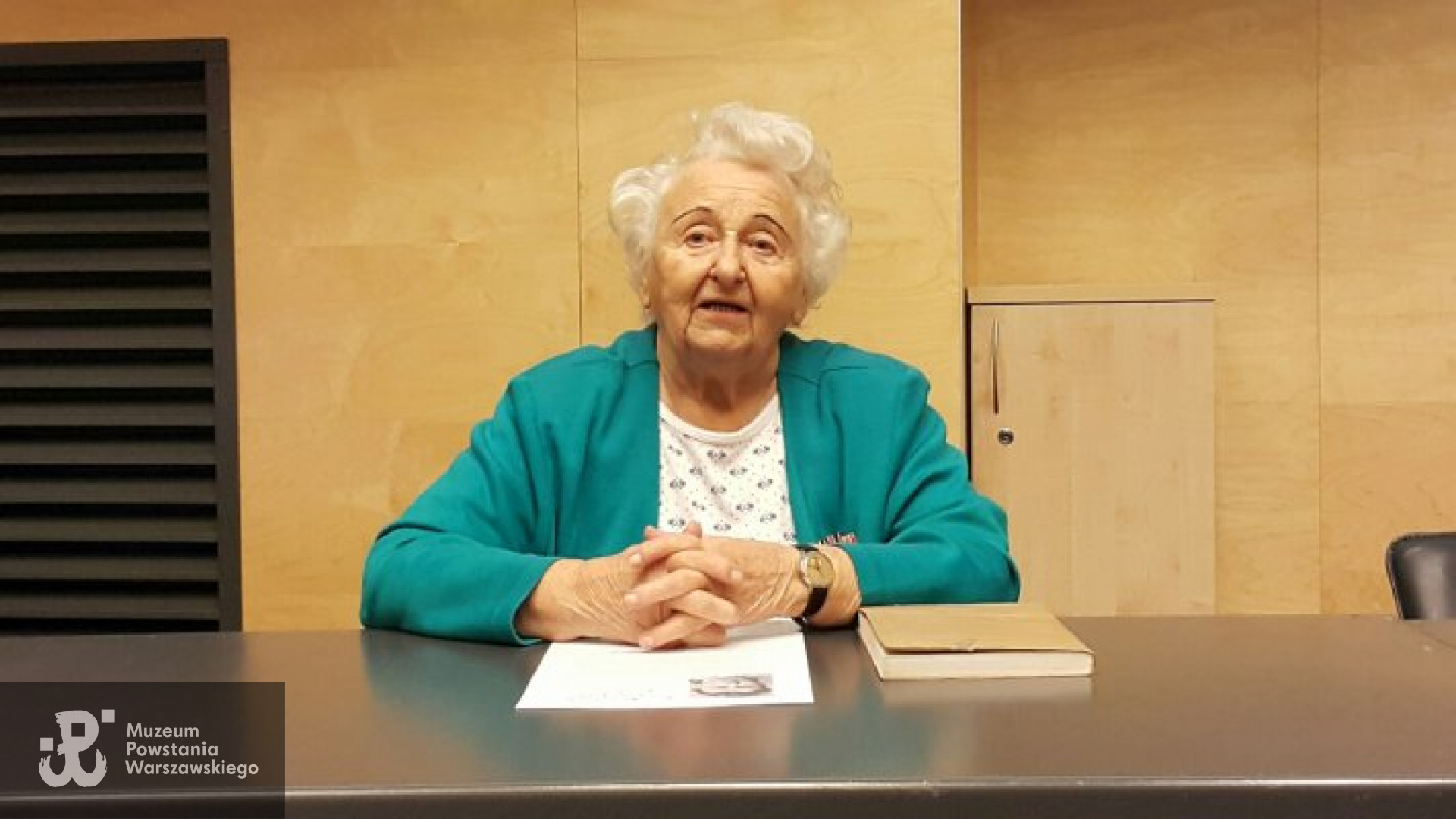 Irena Kaczanowska podczas spotkania w sali im. J. Nowaka-Jeziorańskiego w Muzeum Powstania Warszawskiego, 18 stycznia 2020 r. Fot. dzięki uprzejmości Stowarzyszenia Pamięci Powstania Warszawskiego 1944 - www.sppw1944.org