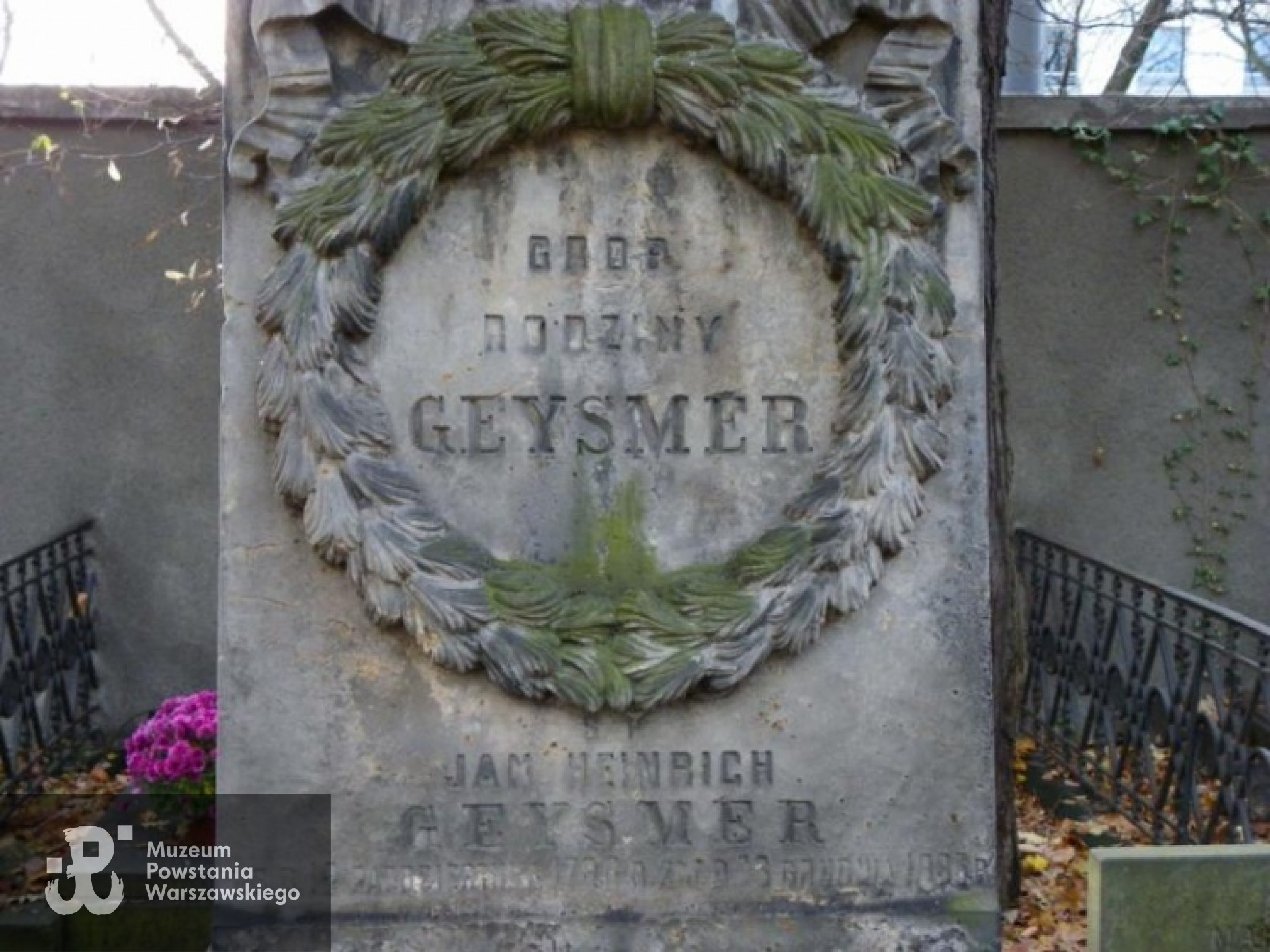 <i>Fot.: cmentarze.um.warszawa.pl</i>