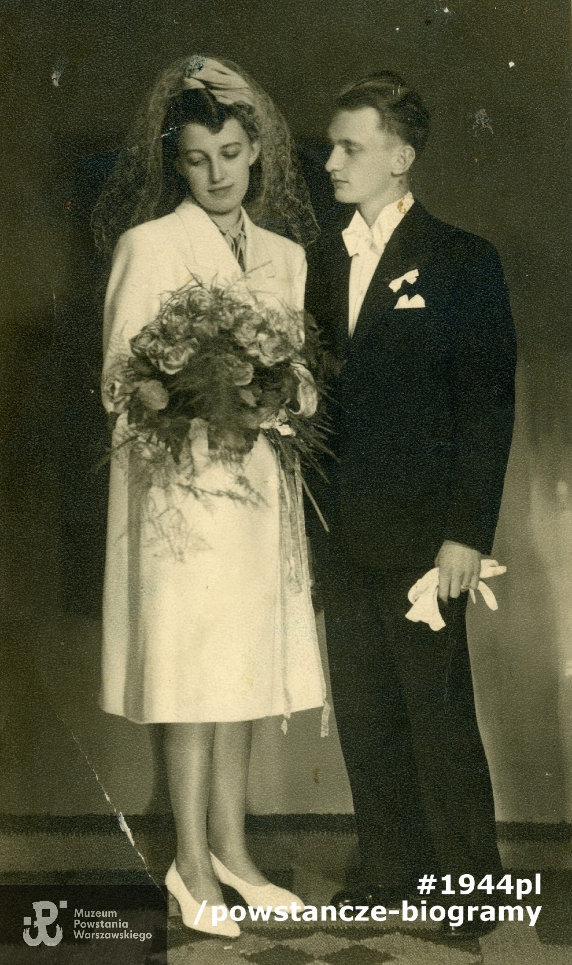 Anna Traczówna i Zdzisław Graczyk - fotografia ślubna.  Fot. ze zbiorów rodzinnych p. Romana Jelonka, ujęcie tożsame w zbiorach rodzinnych p. Sebastiana Przybyłowicza. 