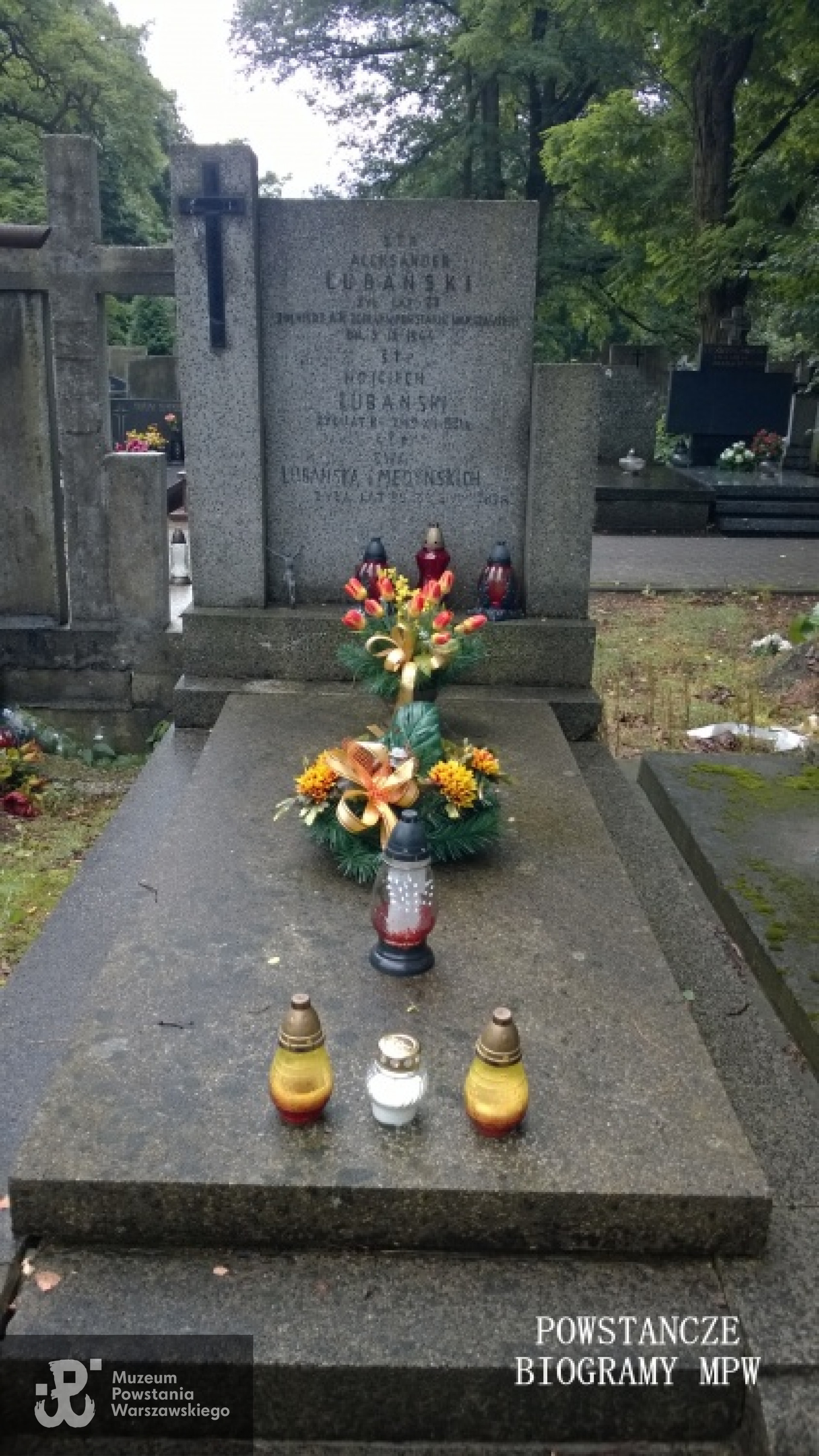 Mogiła na cmentarzu Bródnowskim w Warszawie. Zdjęcie wykonane jesienią 2013 r. Fot. udostępnione przez Justynę Szczepańską