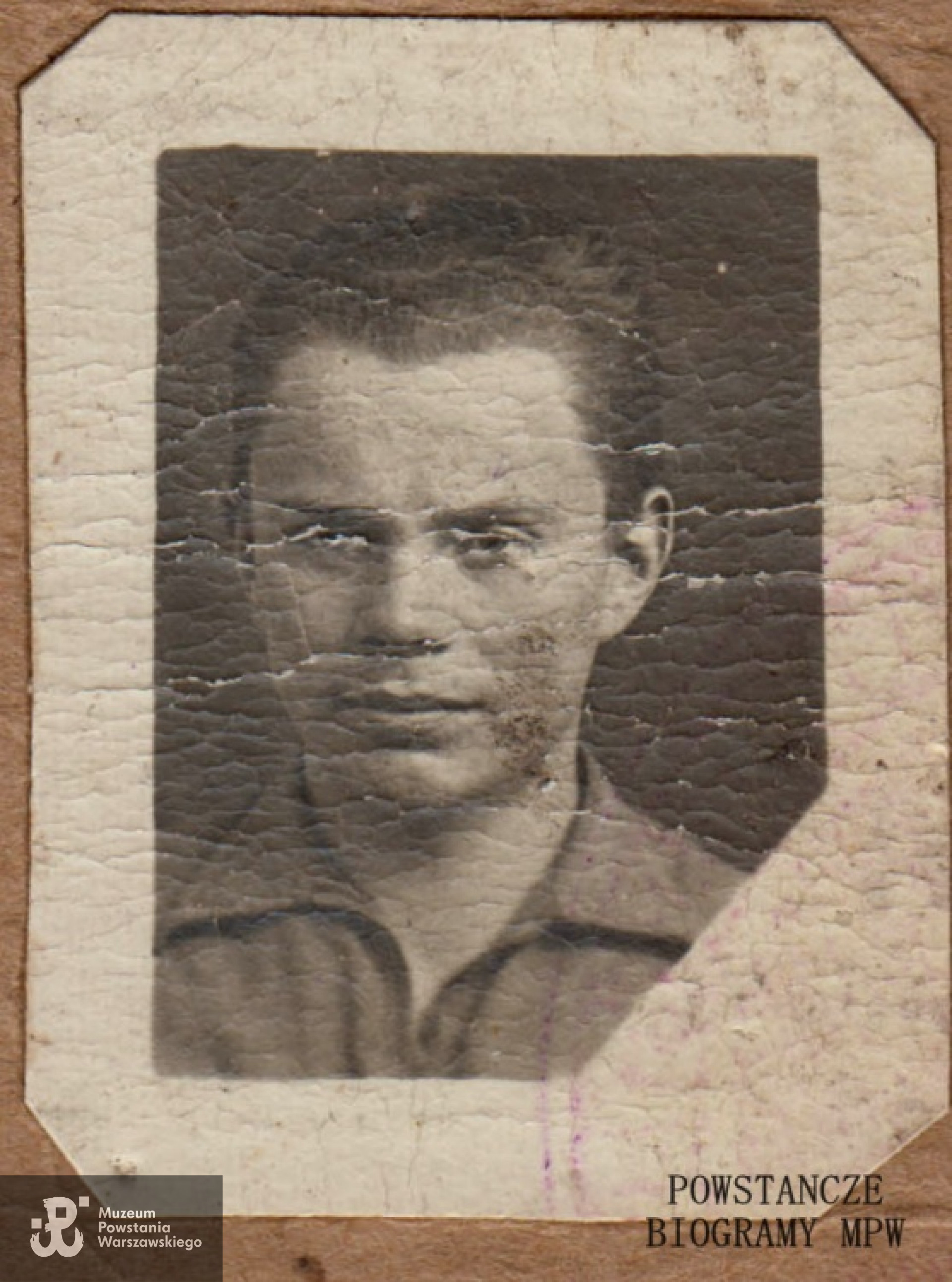 Zdjęcie z dowodu osobistego  Wiesława - 1941 r.  Z archiwum rodzinnego Andrzeja Michela.