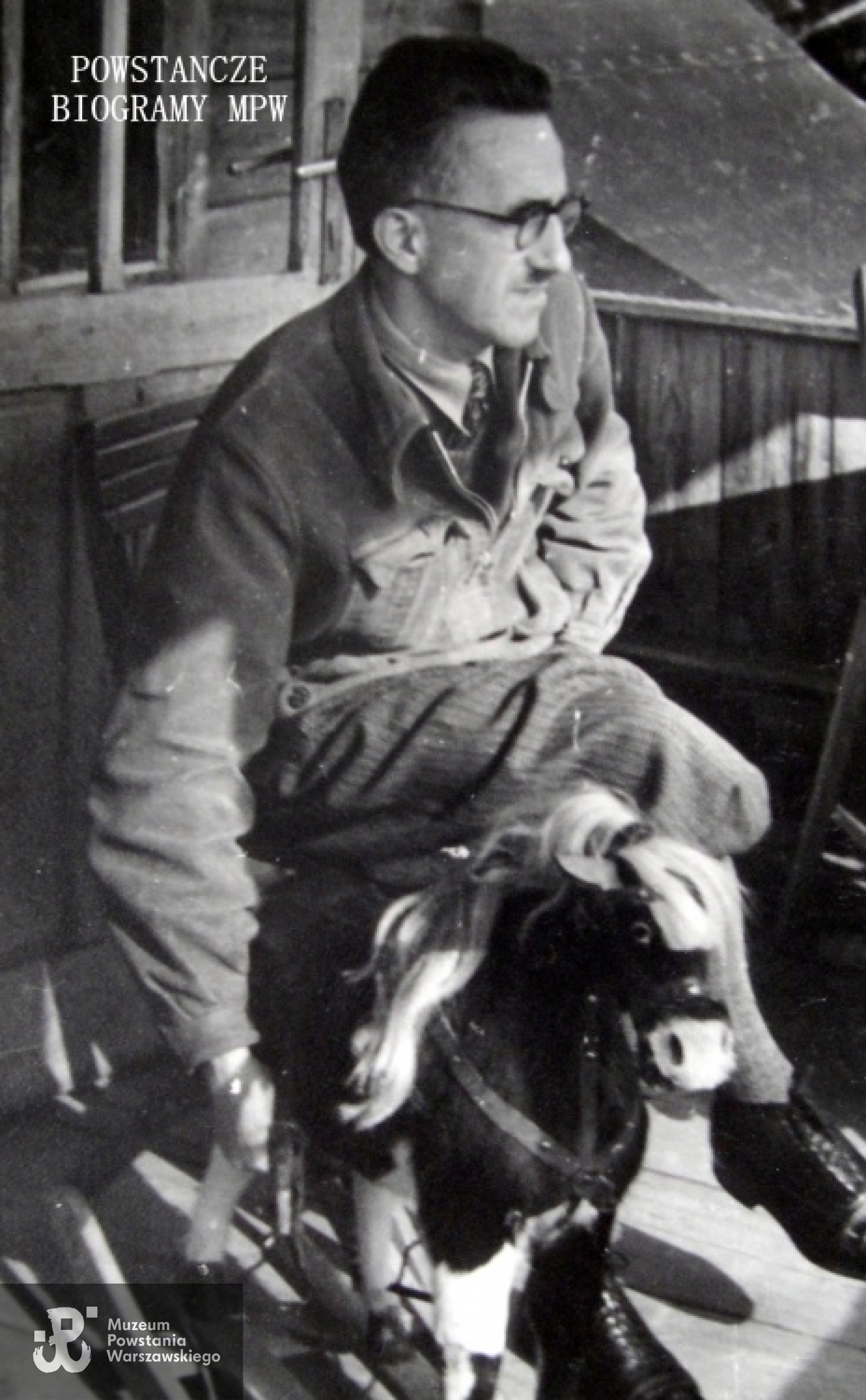 Ostanie zdjęcie Witolda Stanisławskiego przed wybuchem Powstania. Fot. z archiwum rodzinnego udostępnione przez Zofię Stanisławską