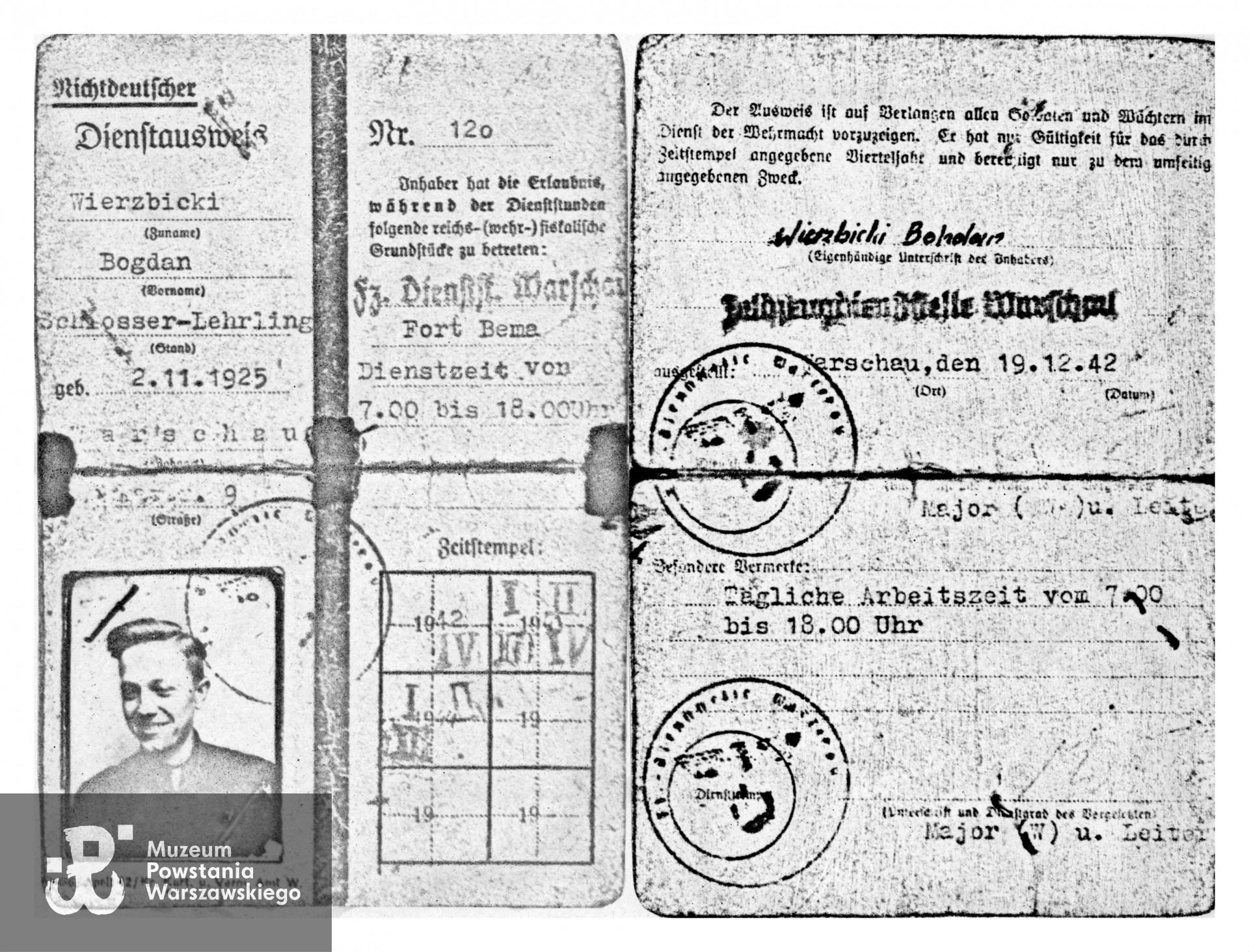 Ausweis Bohdana Wierzbickiego ps. "Diabeł". Fot. ze zbiorów Muzeum Powstania Warszawskiego - materiały Jana Rockiego