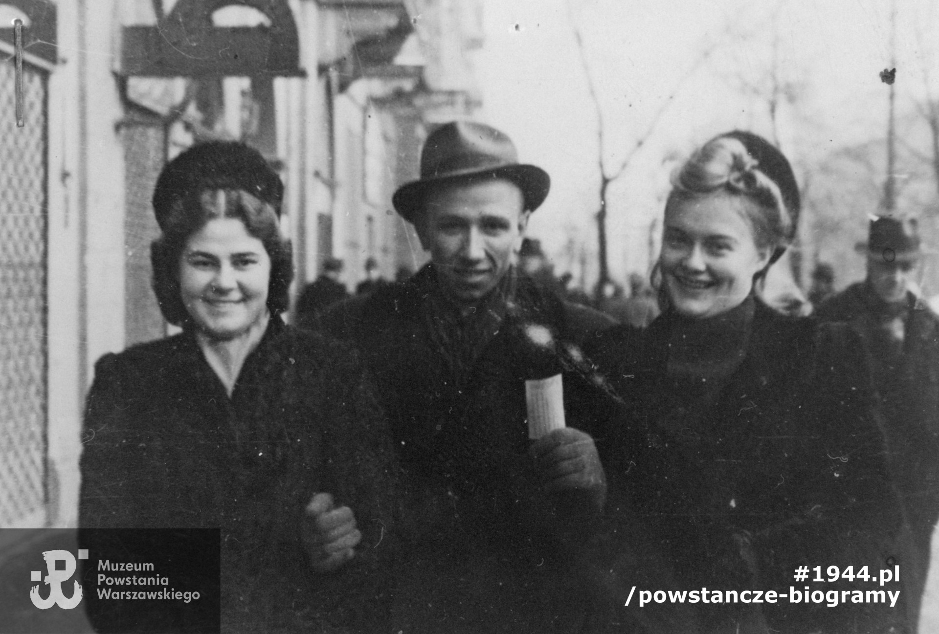 Z koleżankami. Fot. z archiwum rodzinnego