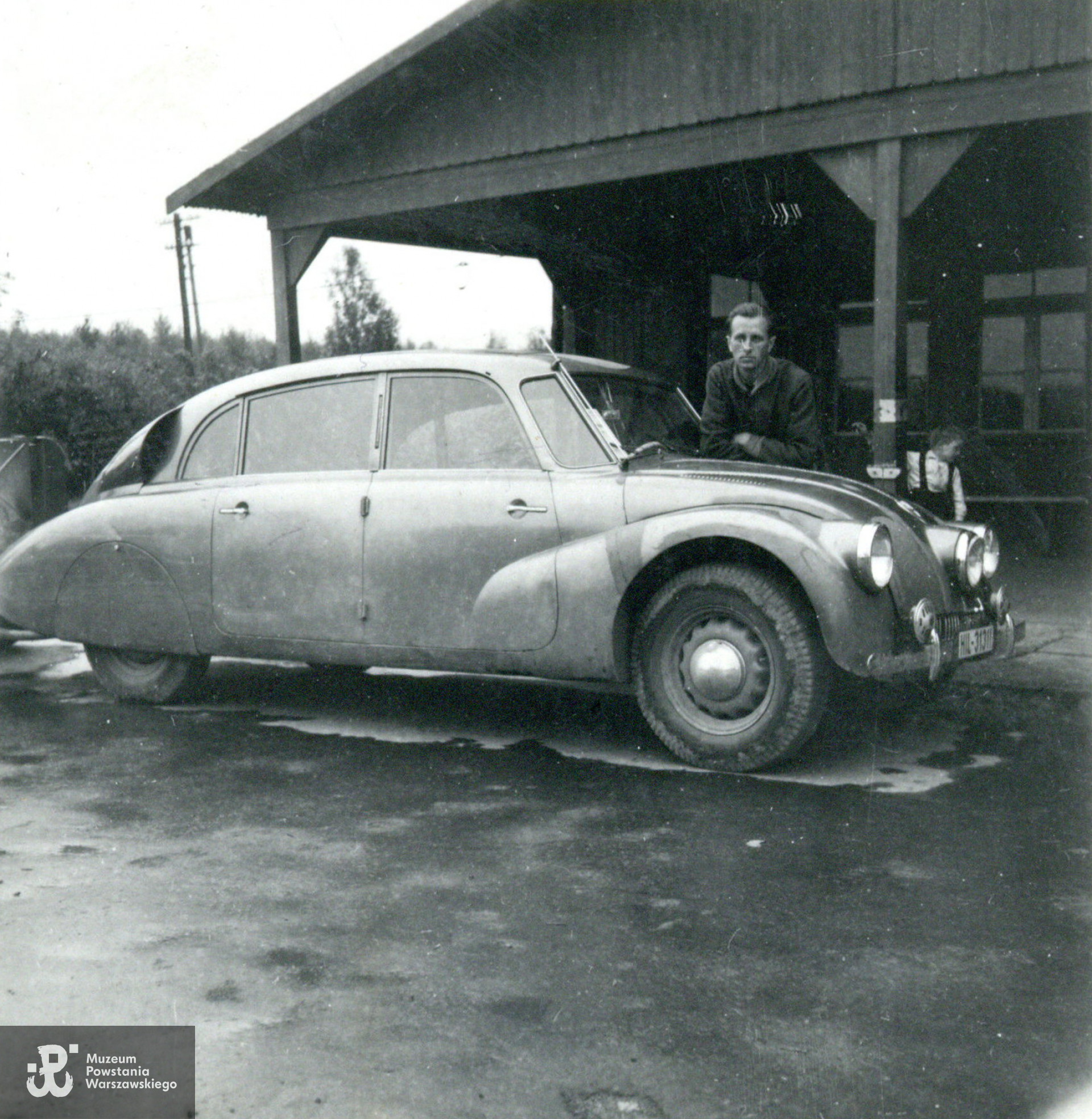 Fotografia pochodząca ze spuścizny po Zygmuncie Janie Raczyńskim ps. Zygmuś - żołnierze polscy  w Bad Harzburg. Udostępnił p. Jerzy Raczyński, syn Powstańca.