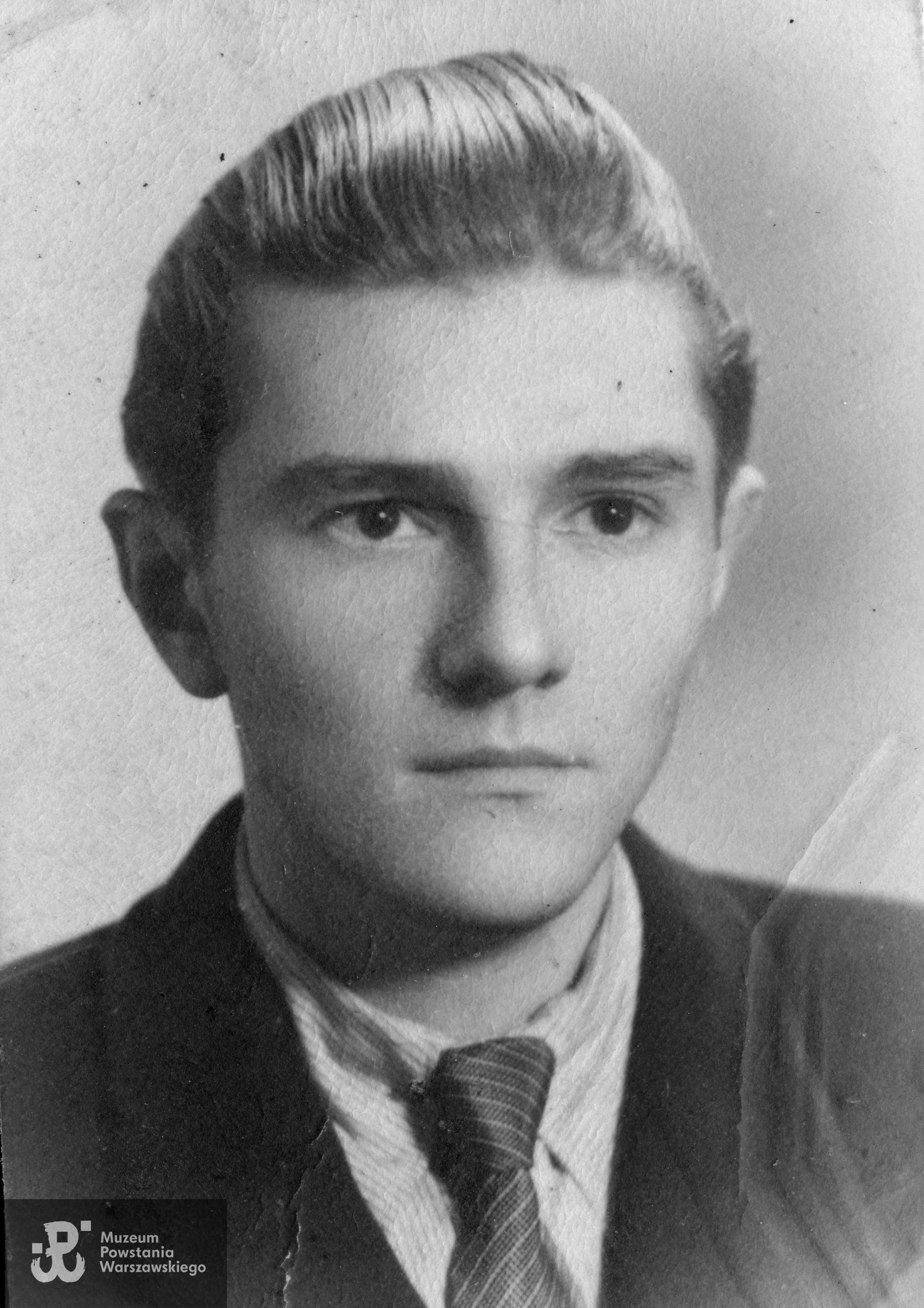 Ryszard Chałupiński ps. Sław (1926 - 2011). Fot. ze zbiorów Muzeum Powstania Warszawskiego, sygn. MPW-IP/5582